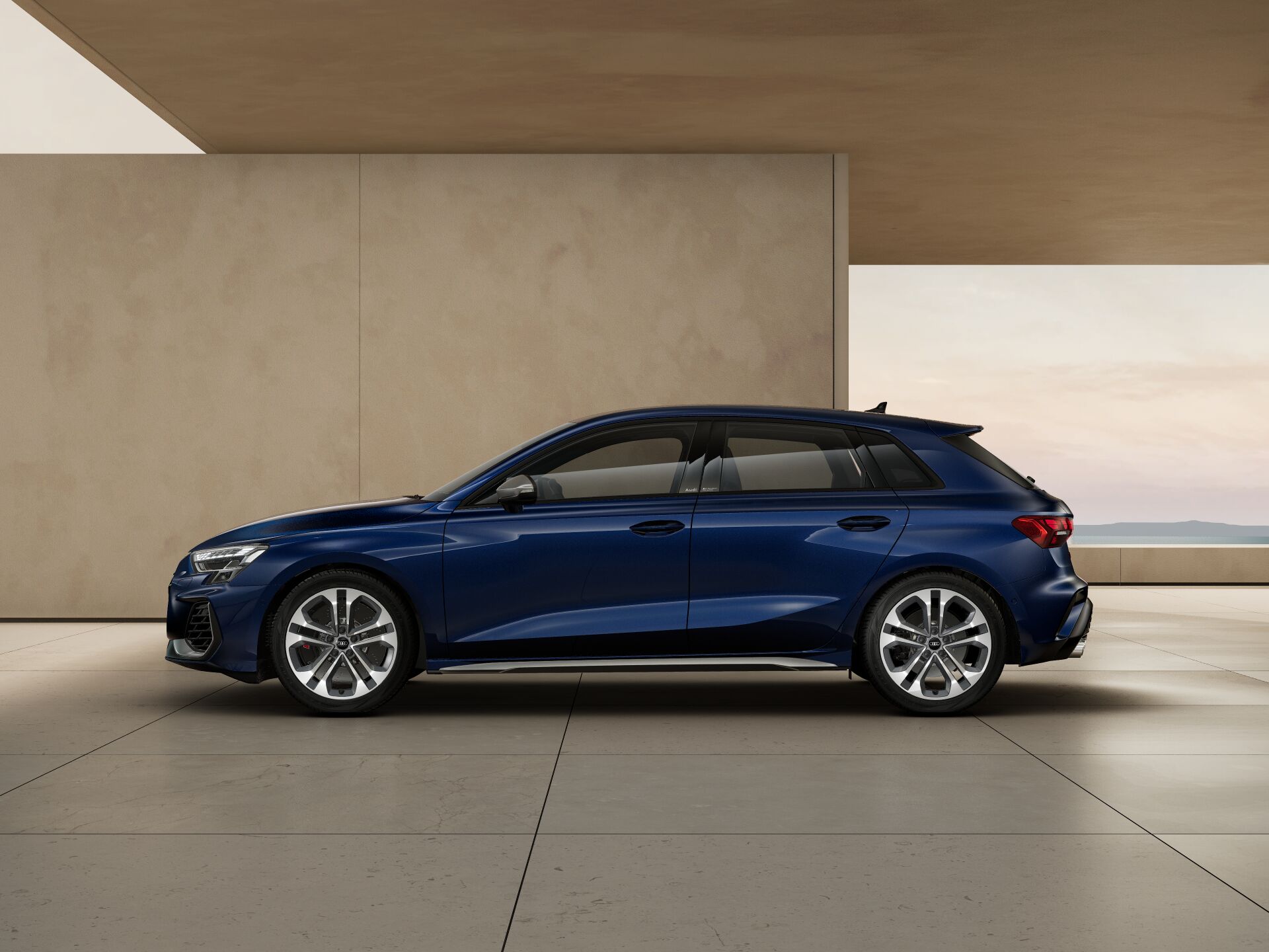 S3 Sportback EXTERIOR-PARALLEL-SIDE