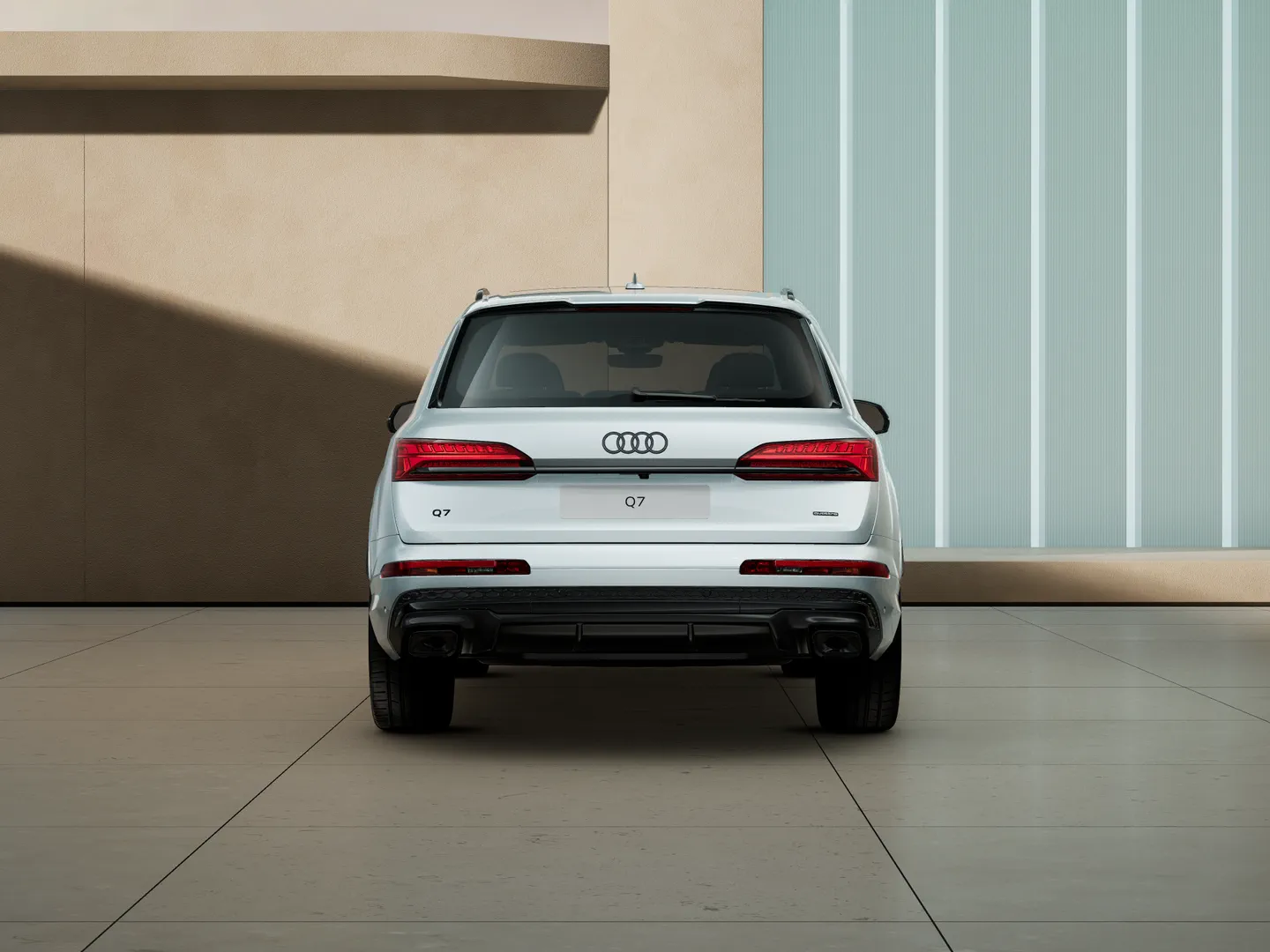 Image about Audi Q7 SUV TFSI e Competition 60 TFSI e quattro 490 PS tiptronic