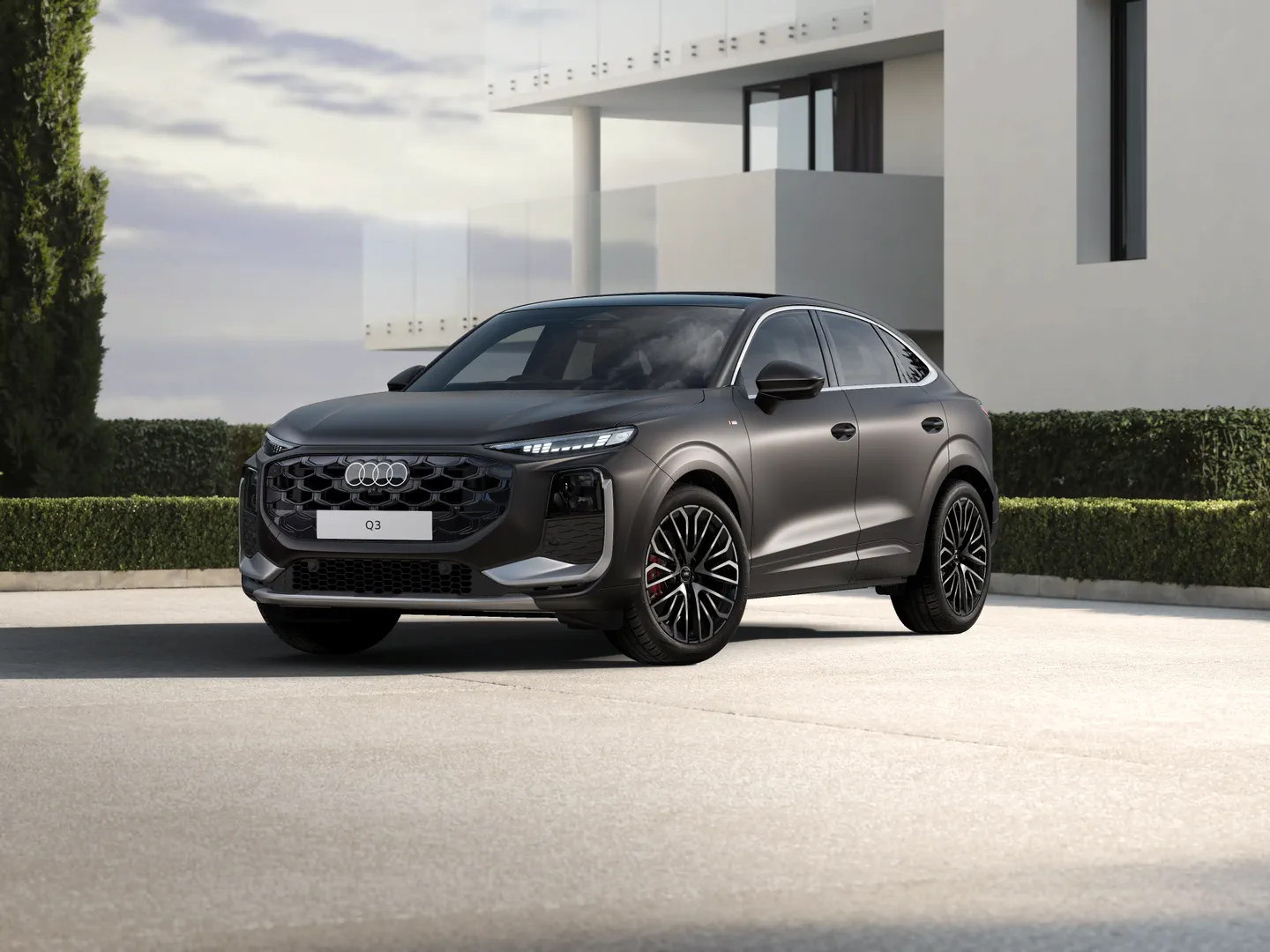 Image about Audi Q3 Sportback TFSI quattro 195 kW