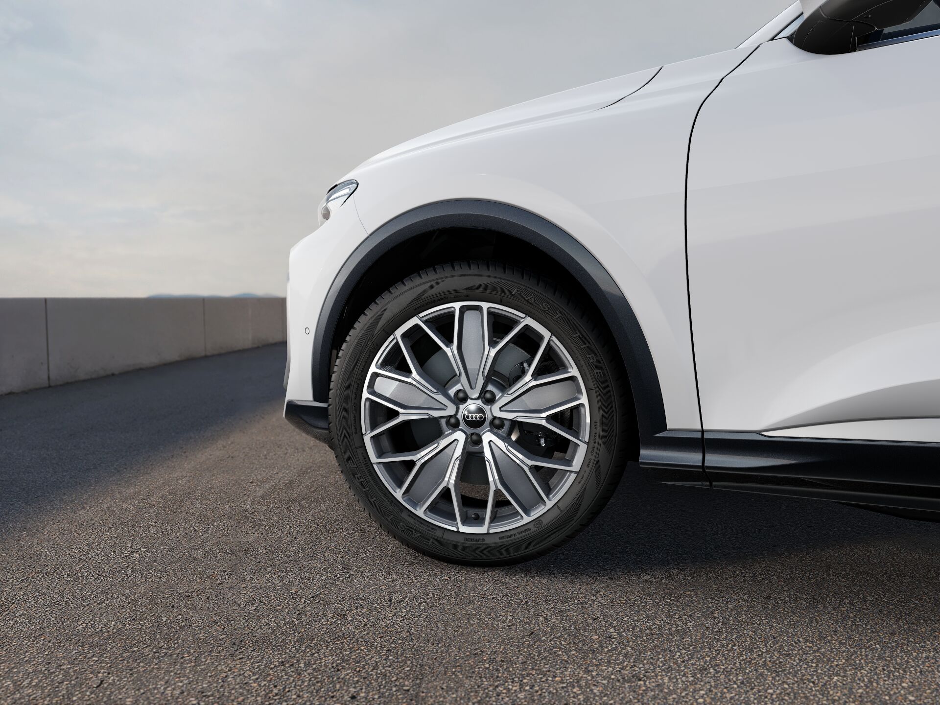 New SQ5 Sportback EXTERIOR-WHEELS-RIM