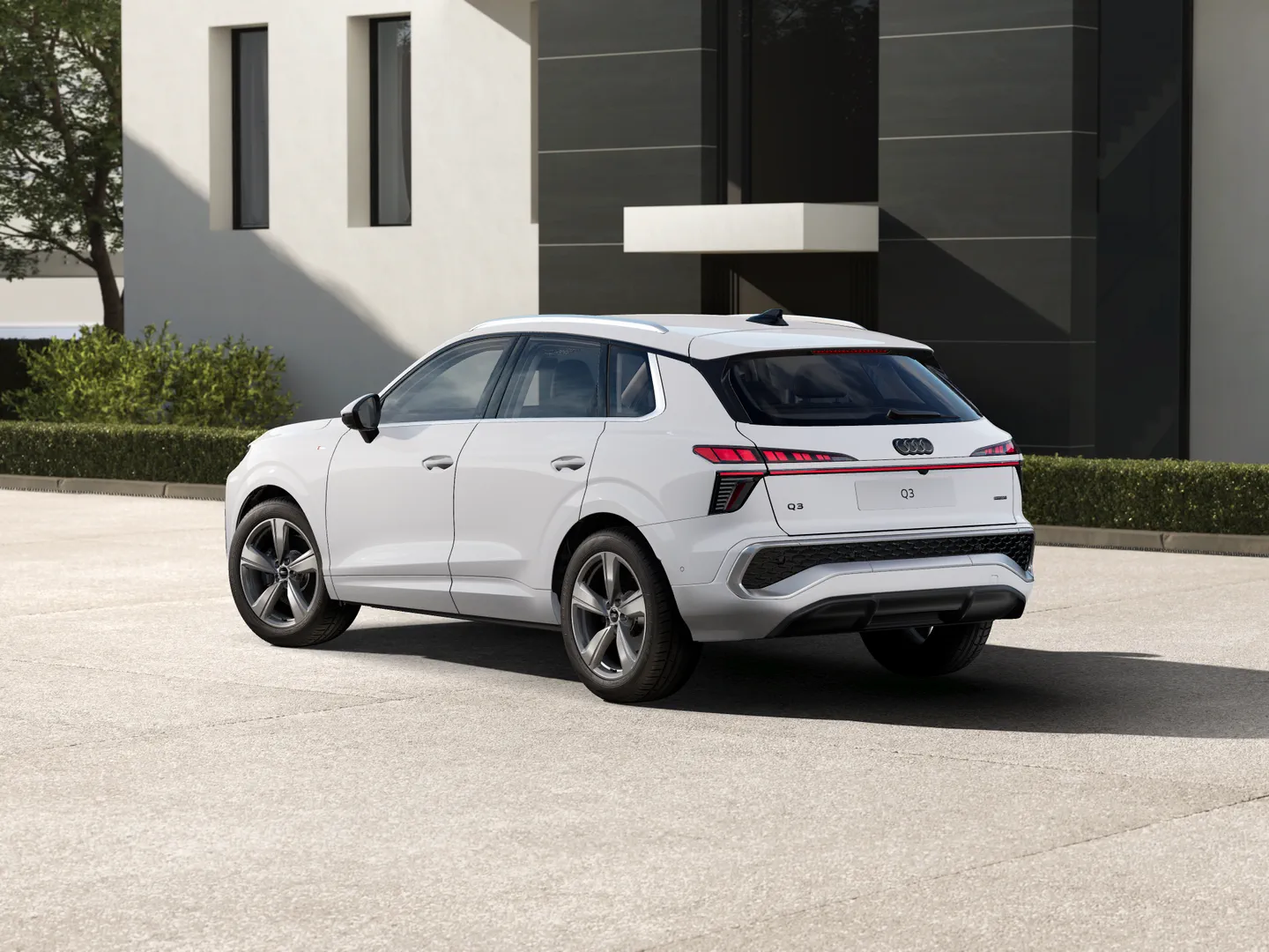 Image about Audi Q3 SUV TFSI quattro 150 kW