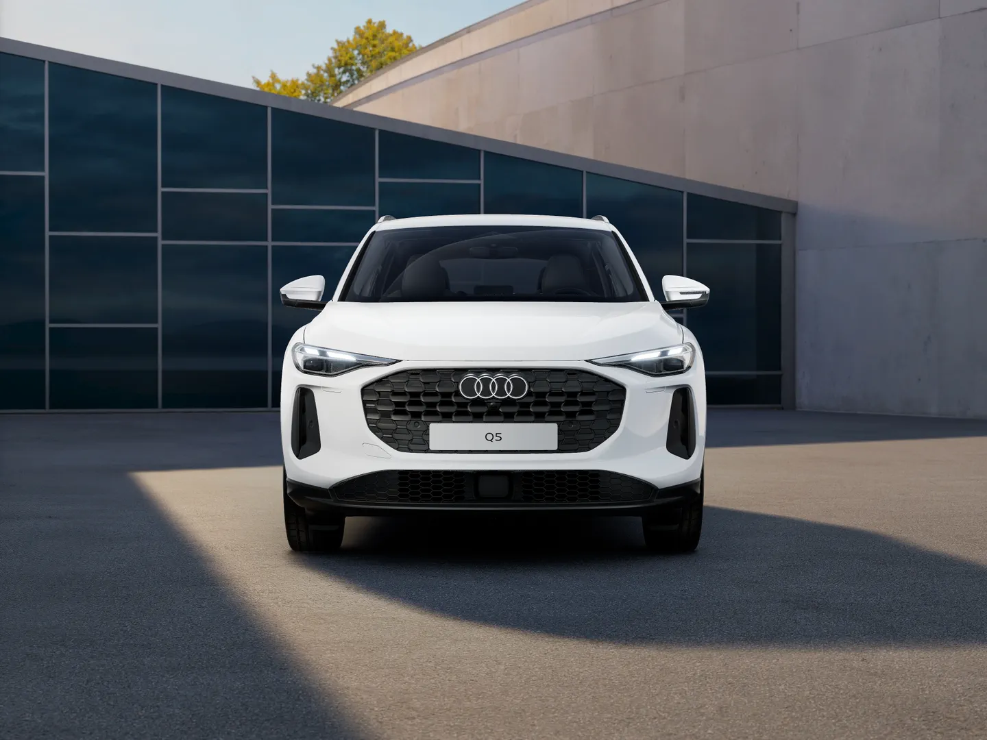 Zdjęcie&nbsp;Audi Q5 SUV&nbsp;TFSI quattro 150 kW S tronic&nbsp;– Ujęcie: przód