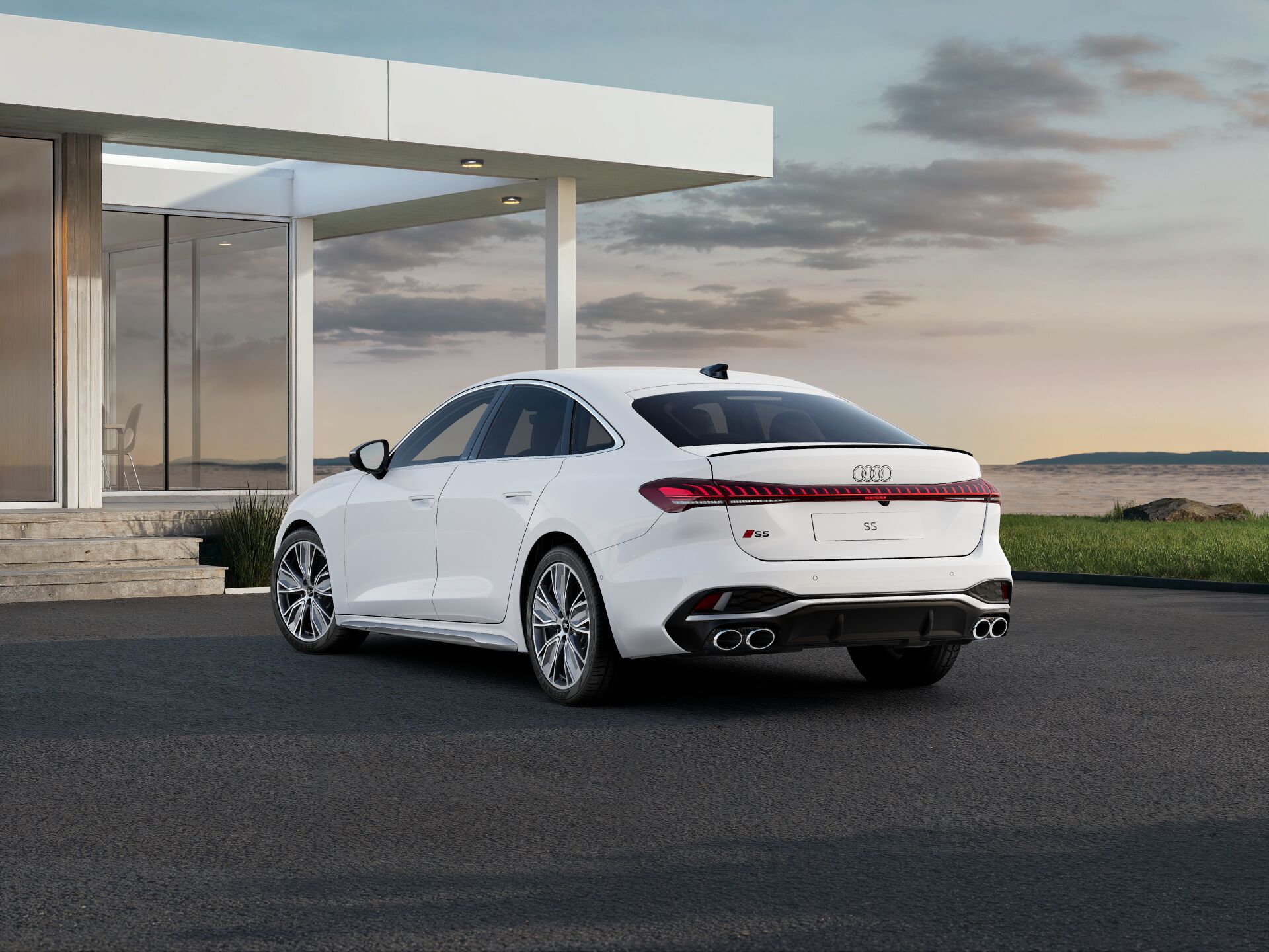 S5 EXTERIOR-REAR-3-4