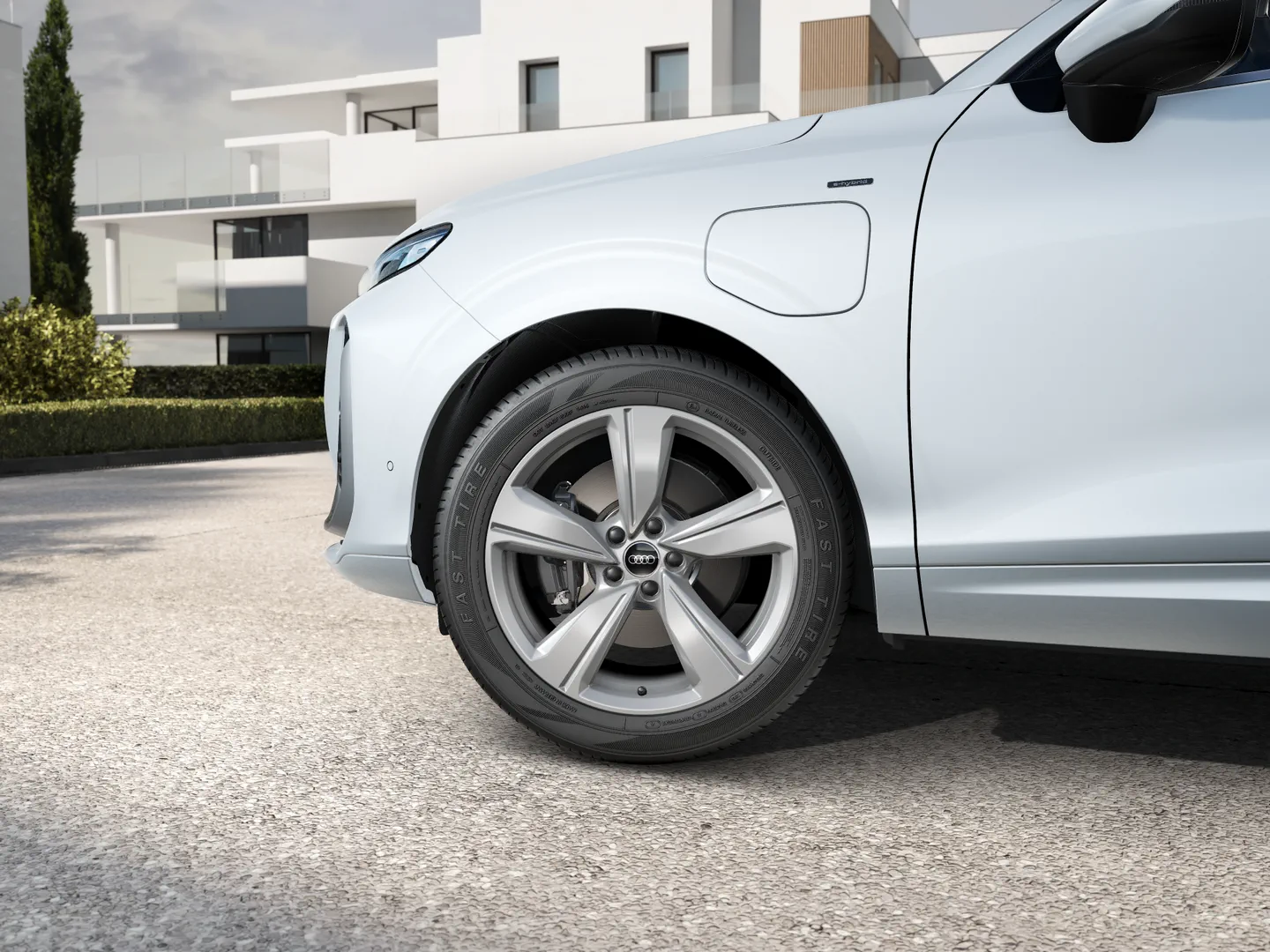 Zdjęcie Audi Q3 SUV e-hybrid e-hybrid 200 kW S tronic – Ujęcie: obręcze