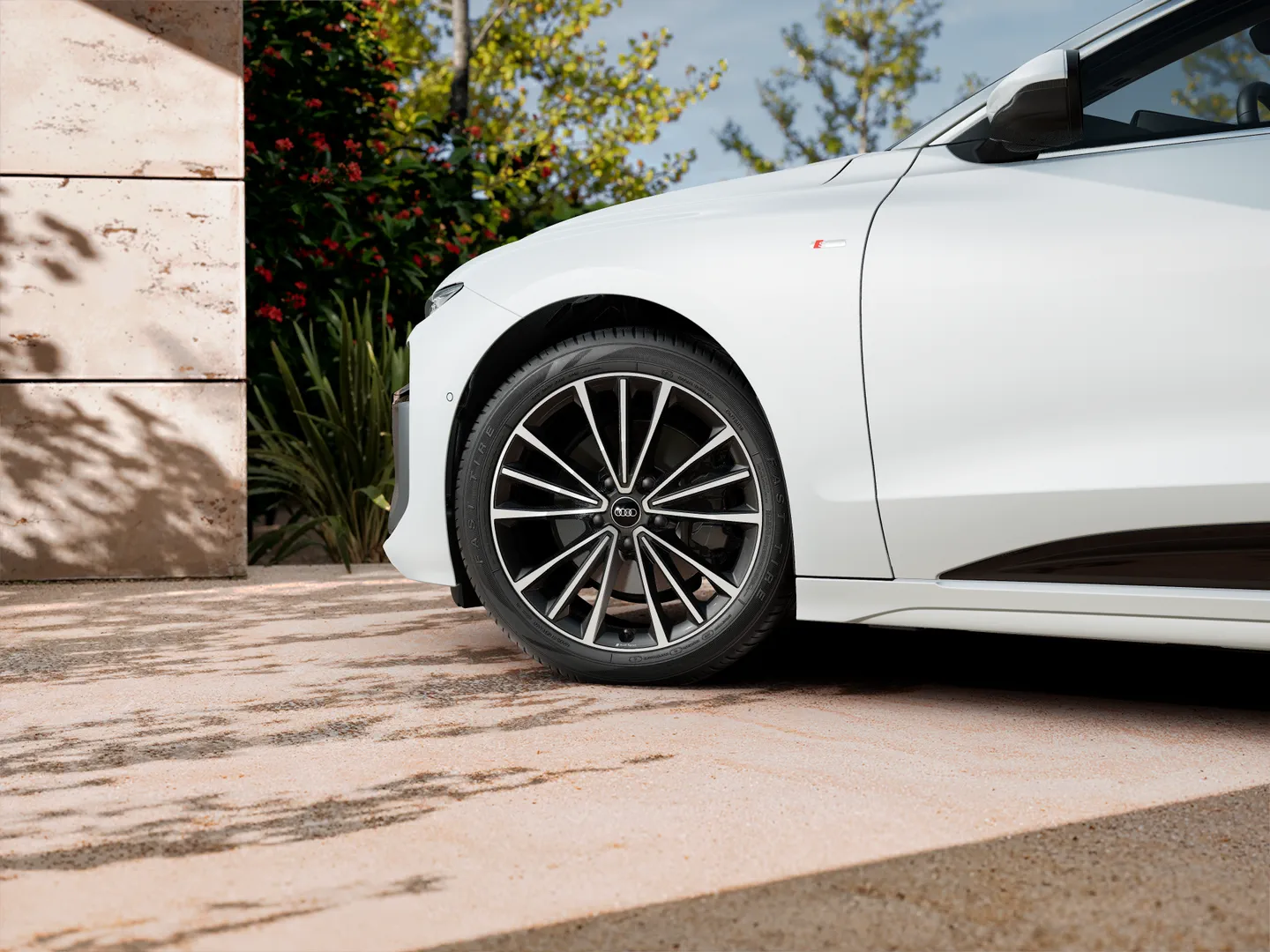 Zdjęcie Audi A6 Sportback e-tron e-tron 210,00 kW – Ujęcie: obręcze