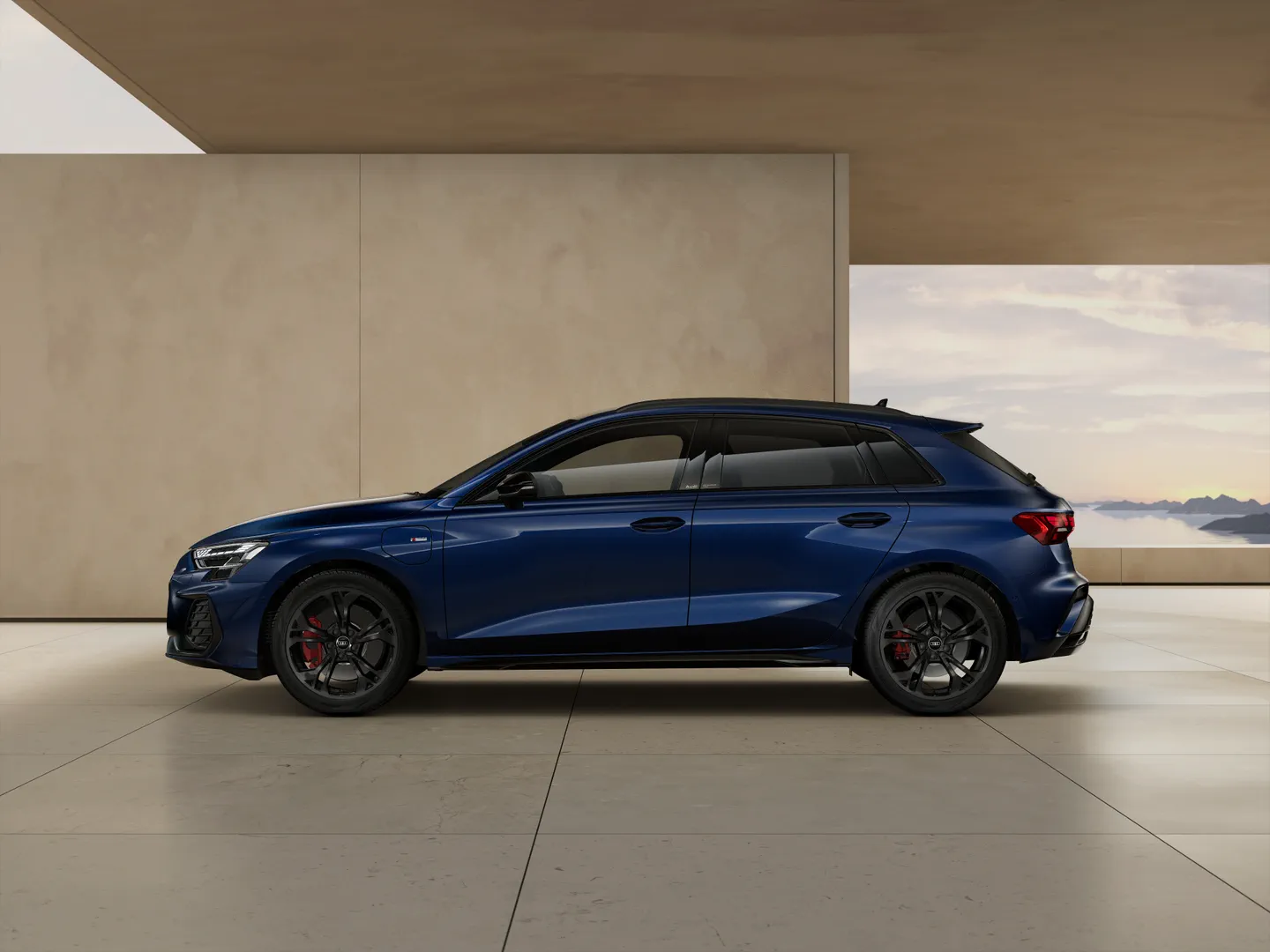 Zdjęcie&nbsp;Audi A3 Sportback TFSI e&nbsp;S line TFSI e 200 kW S tronic&nbsp;– Ujęcie: bok