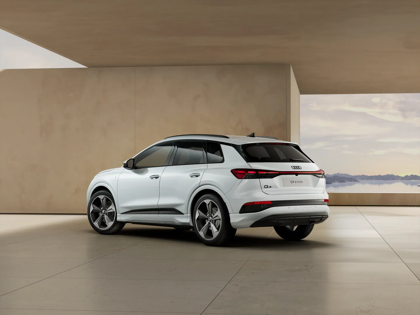 Image about Audi Q4 e-tron S line 45 e-tron 210,00 kW