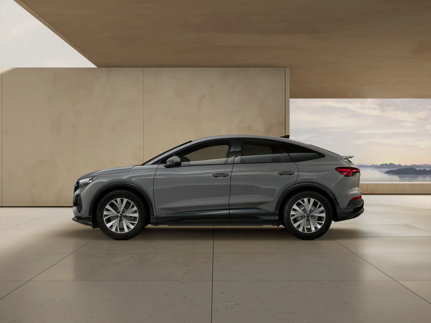 Zdjęcie Audi Q4 Sportback e-tron 45 e-tron 210,00 kW – Ujęcie: bok