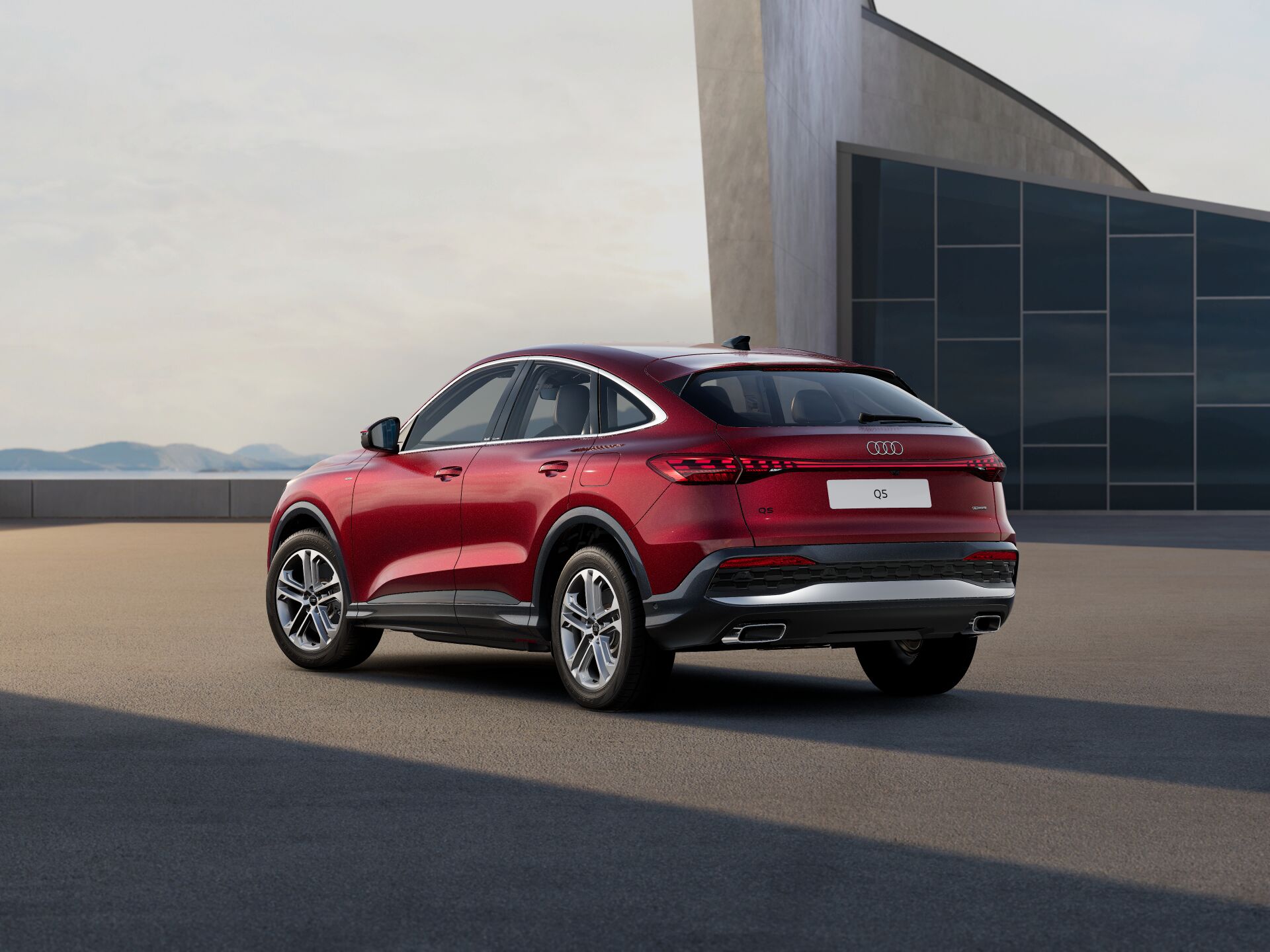 Q5 Sportback e-hybrid EXTERIOR-REAR-3-4