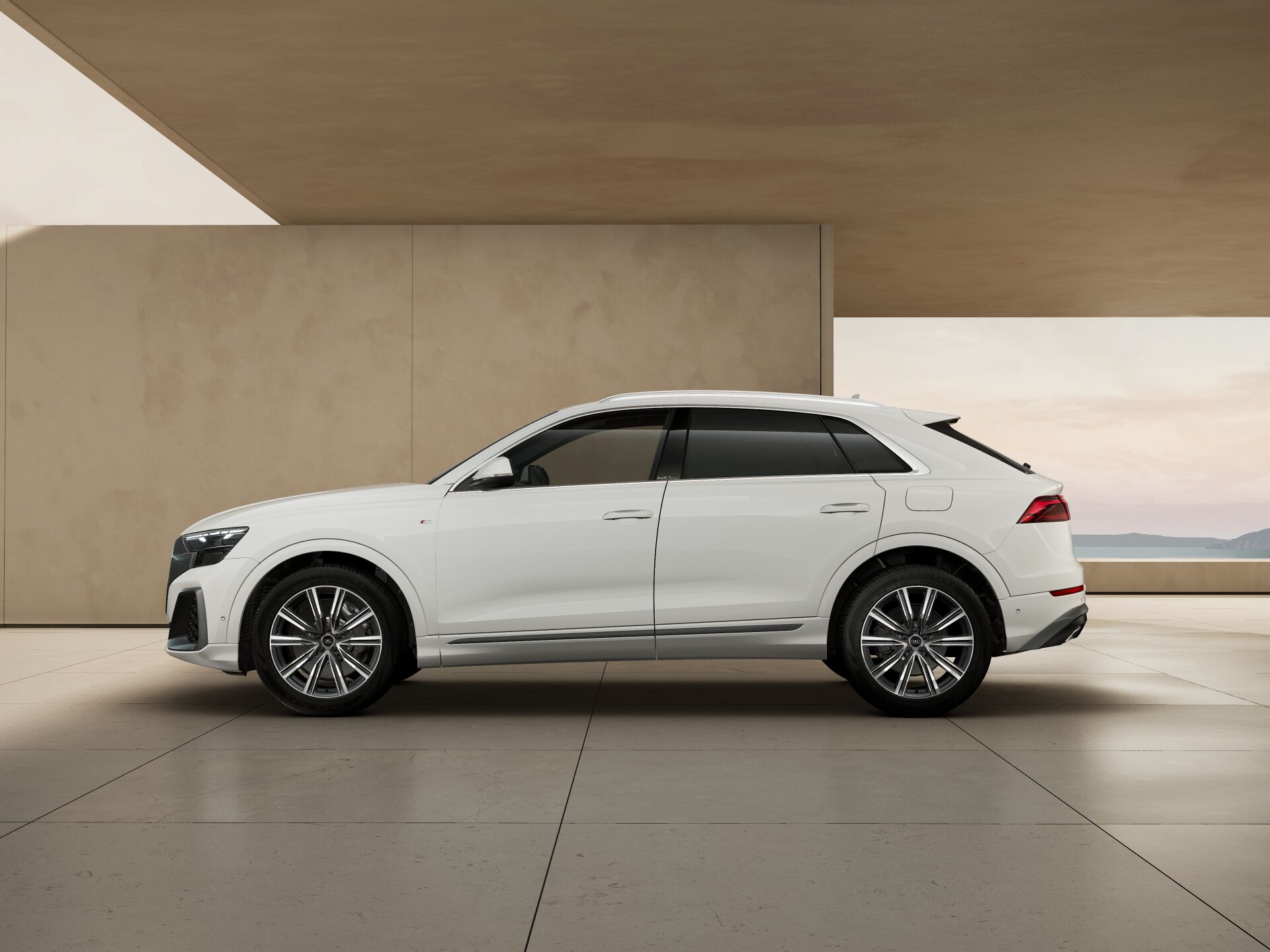 Q8 TFSI e EXTERIOR-PARALLEL-SIDE