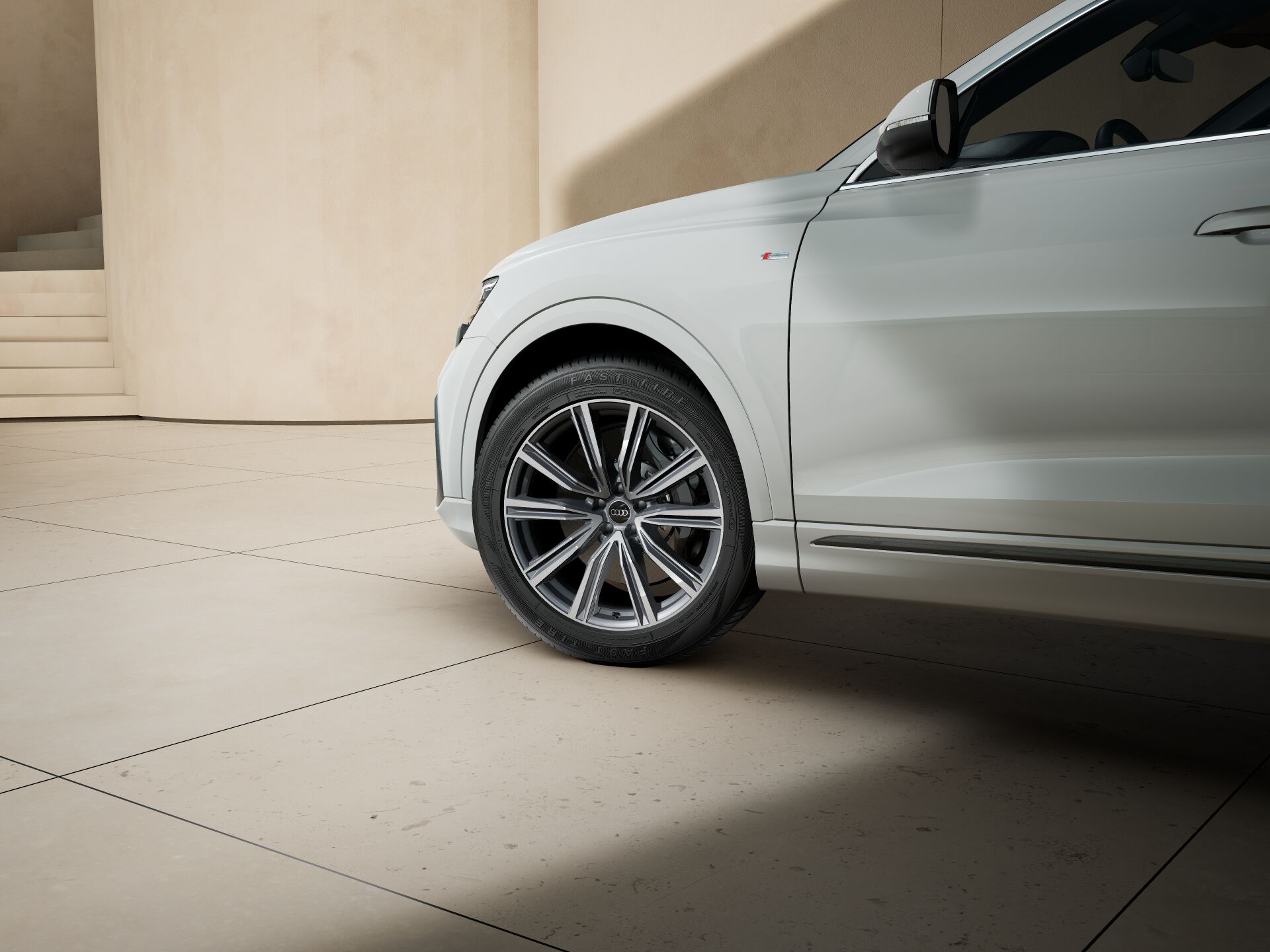 Q8 SUV TFSIe 5