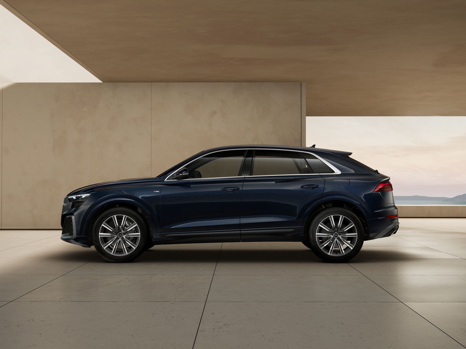 Q8 TFSI e EXTERIOR-PARALLEL-SIDE