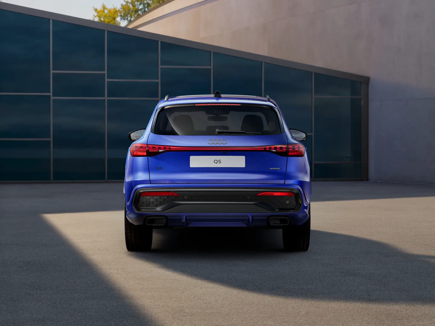 Image about Audi Q5 SUV e-hybrid quattro S tronic