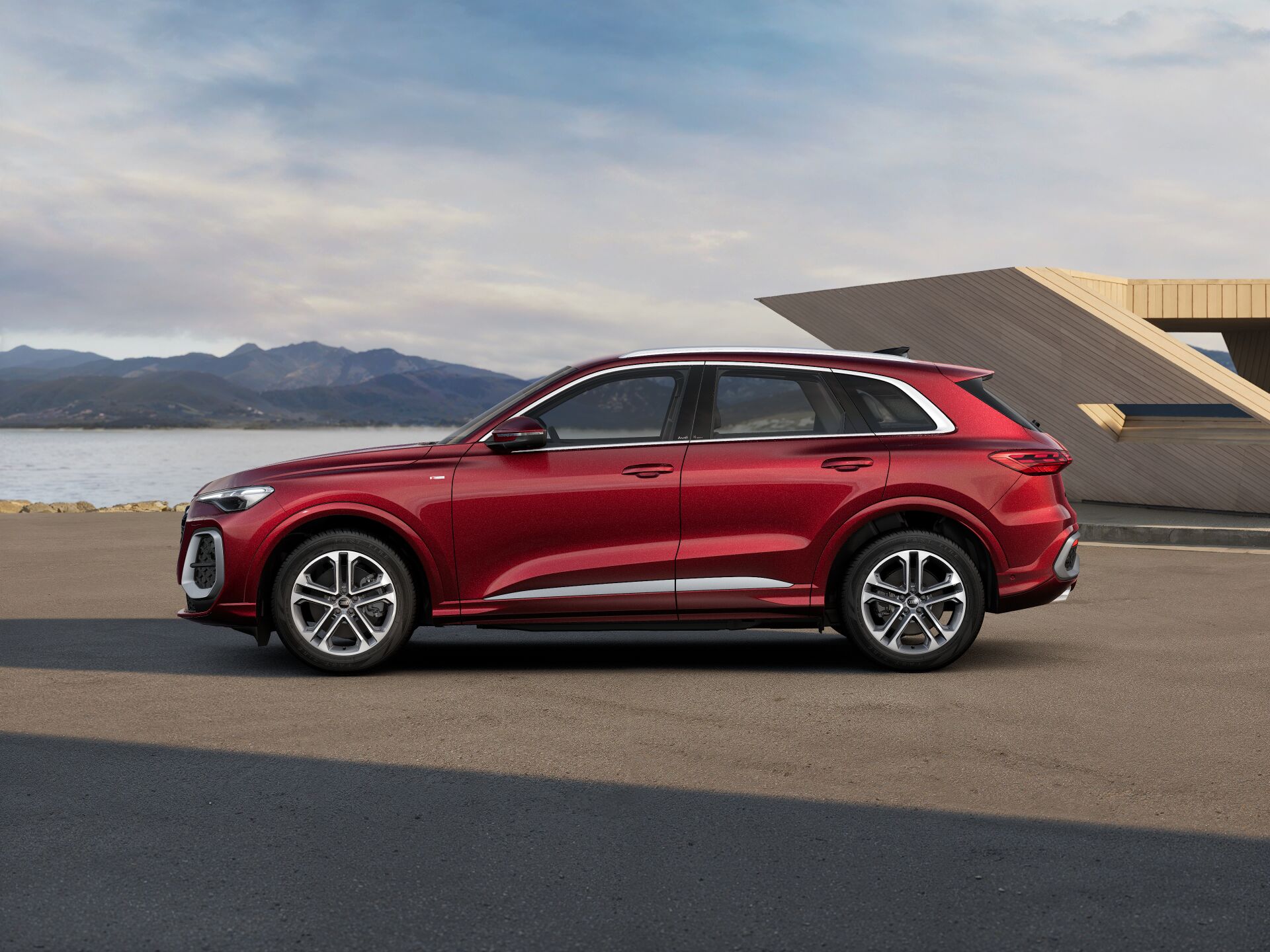 Q5 EXTERIOR-PARALLEL-SIDE