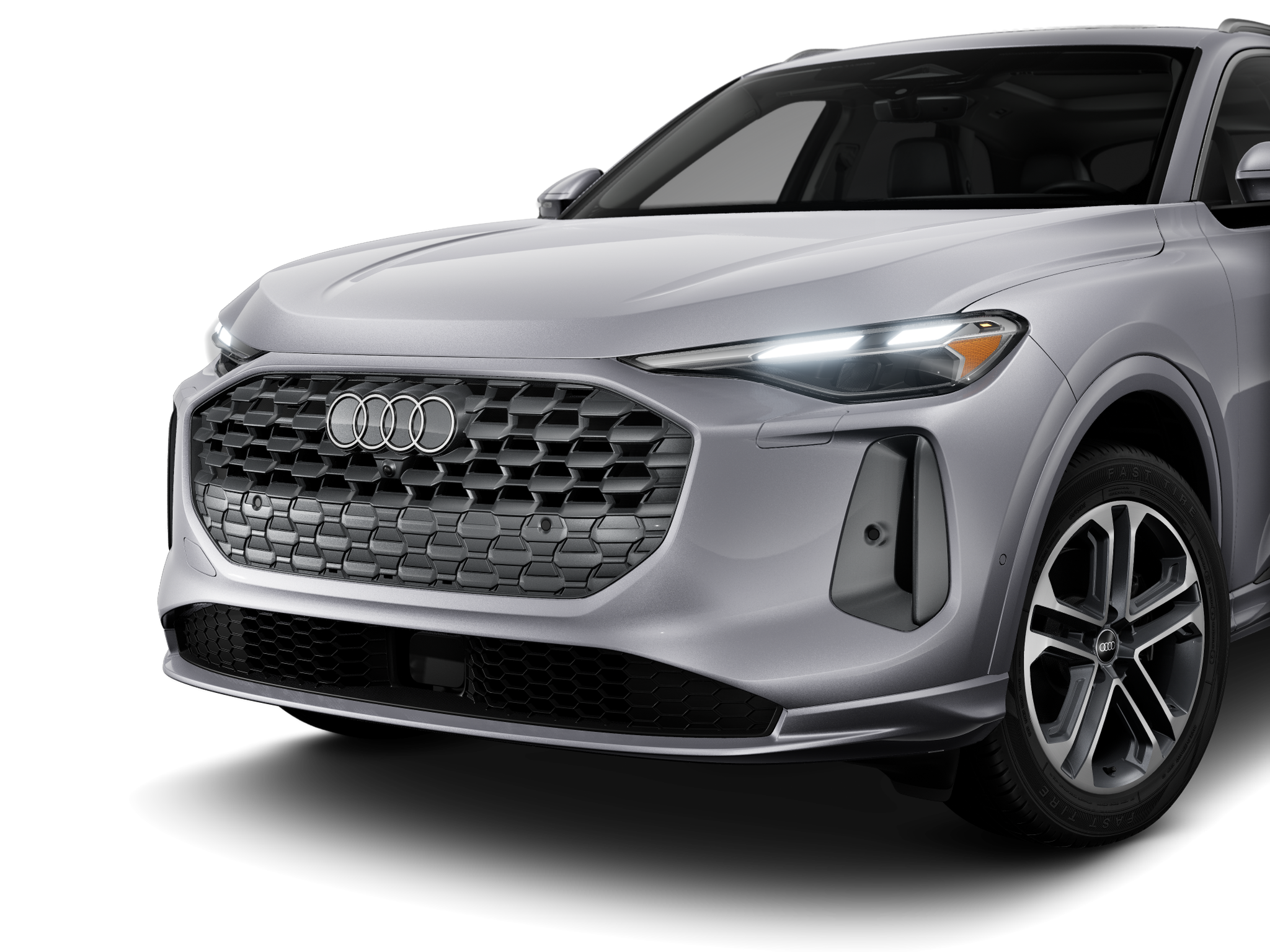 2025 AUDI Q5 - Image 2