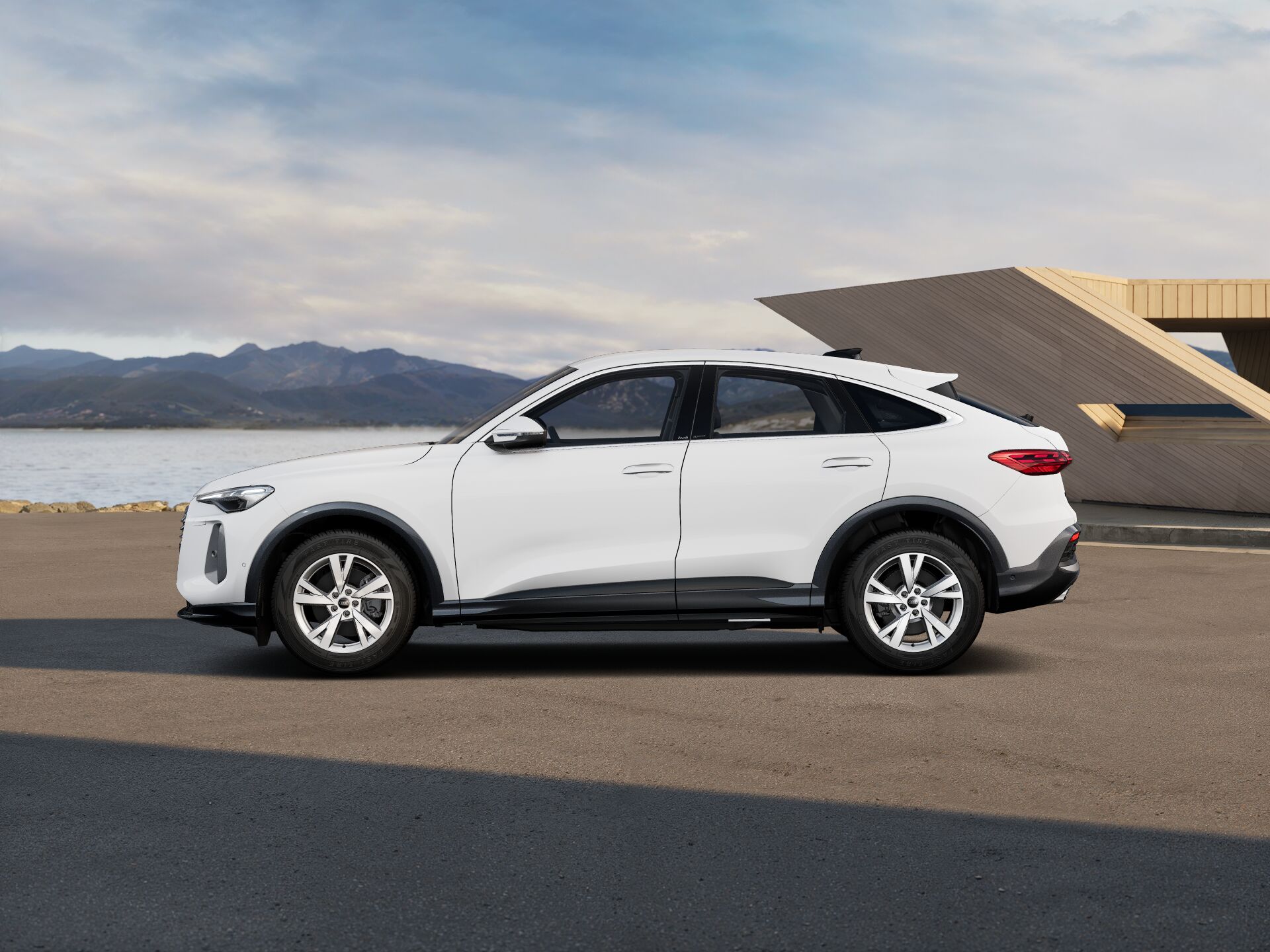 New Q5 Sportback 4