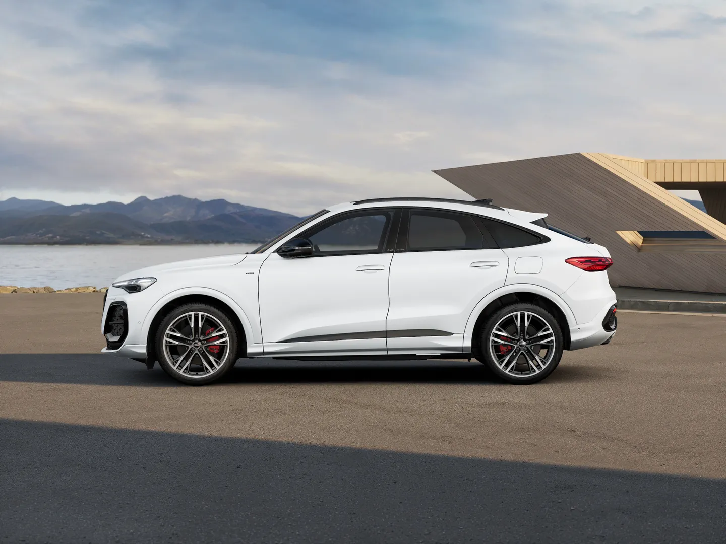 Image about Audi Q5 Sportback e-hybrid quattro S tronic
