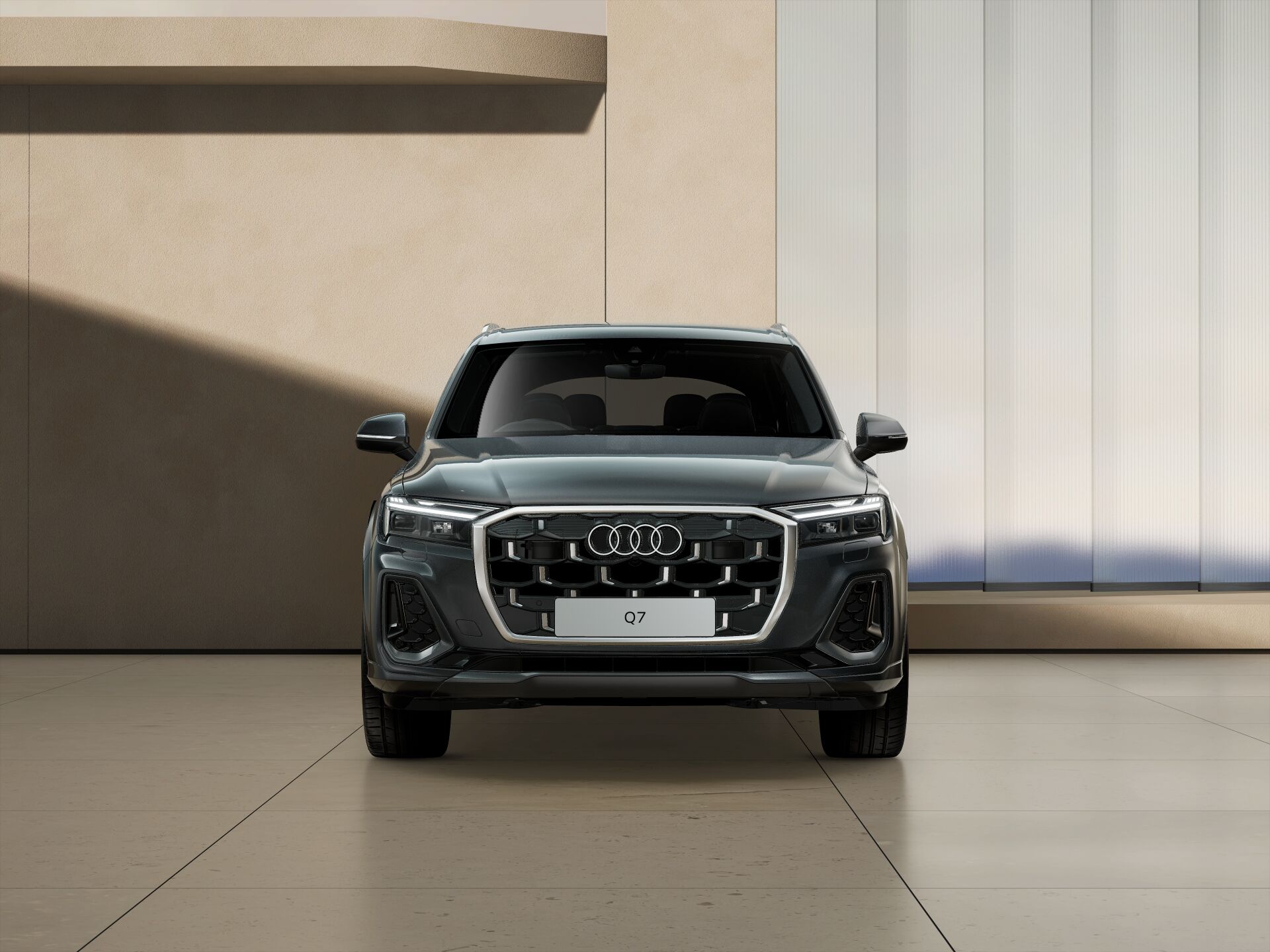 Q7 SUV EXTERIOR-FRONT-FRONT
