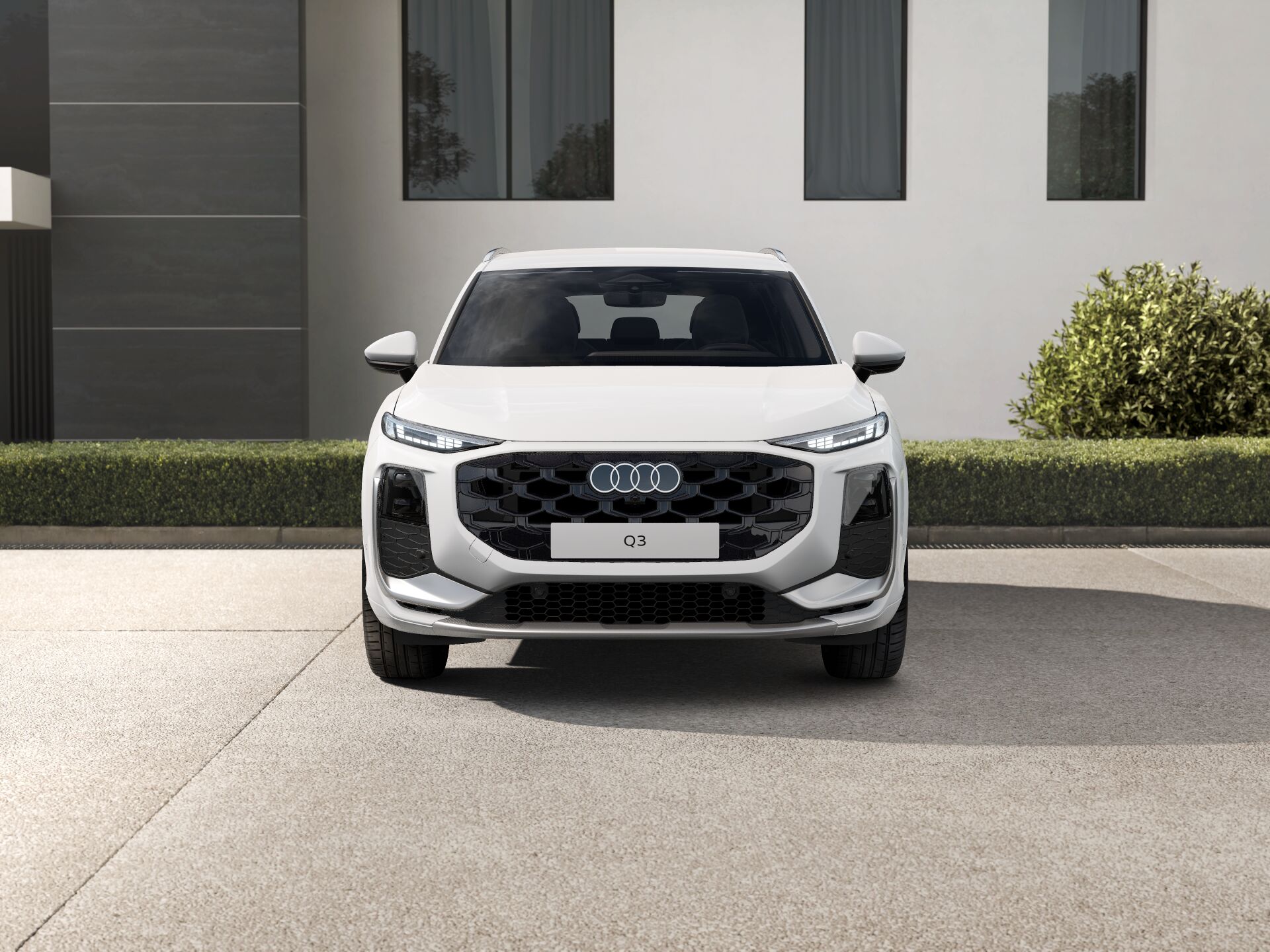 Nouvelle Q3 e-hybrid EXTERIOR-FRONT-FRONT