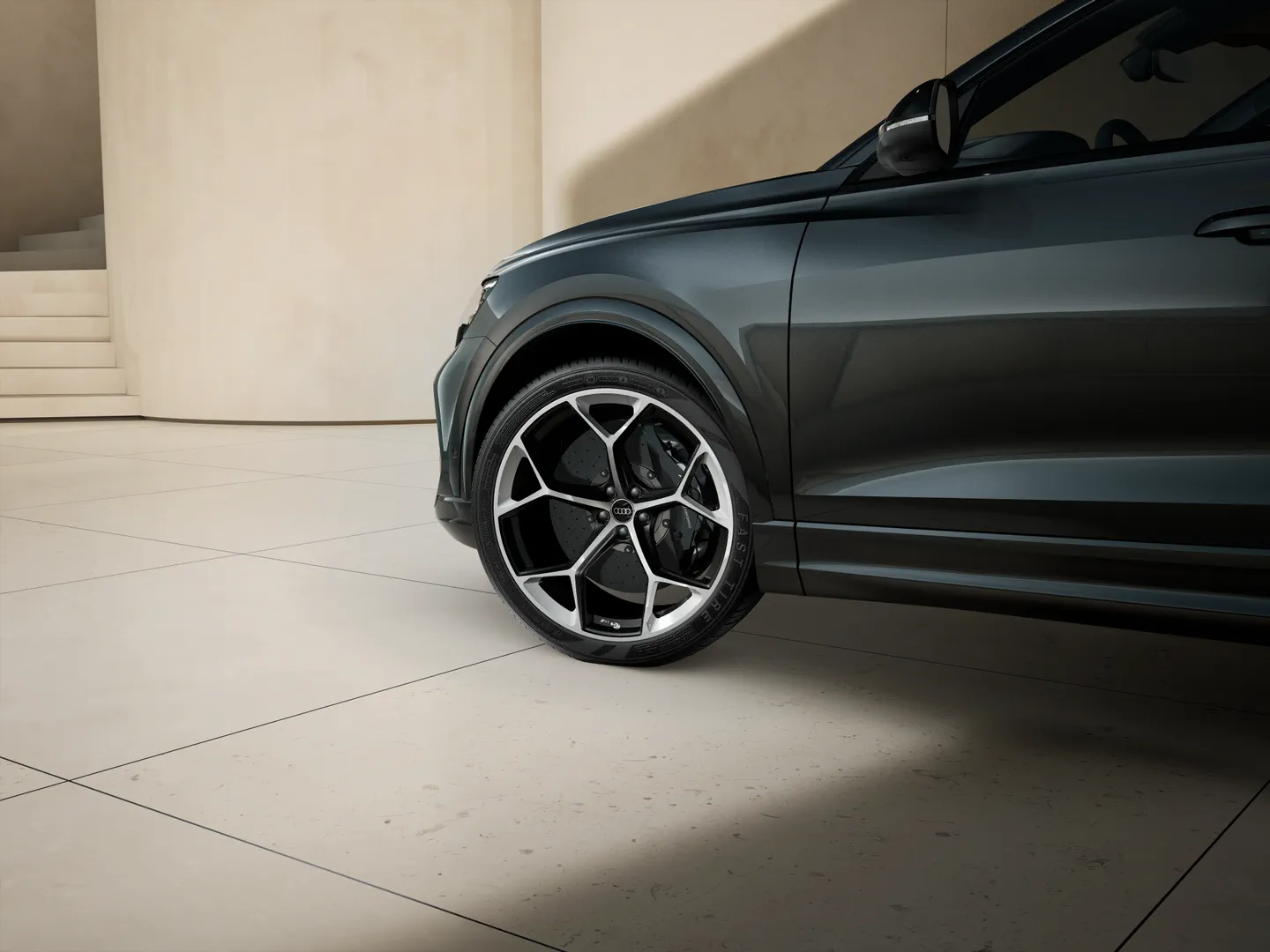Zdjęcie Audi RS Q8 SUV RS Q8 SUV performance 471 kW tiptronic – Ujęcie: obręcze