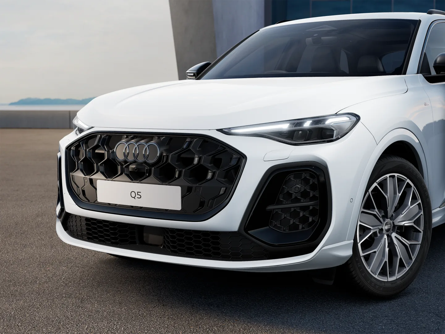 Image about Audi Q5 SUV TFSI quattro 200 kW sport