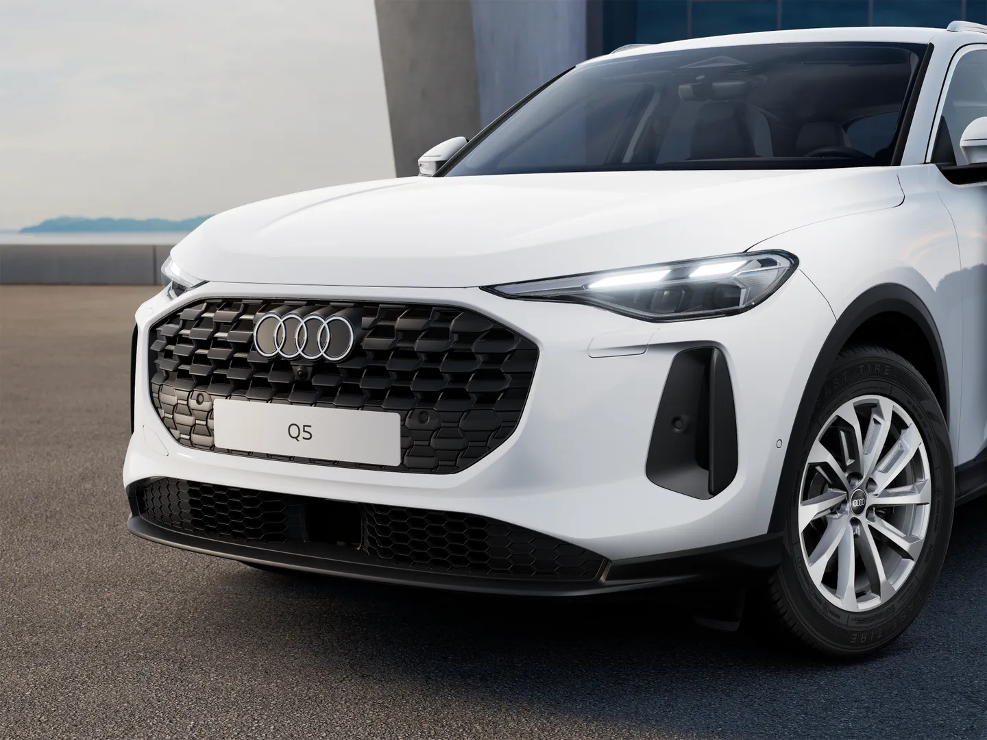 Zdjęcie&nbsp;Audi Q5 SUV&nbsp;TFSI 150 kW S tronic&nbsp;– Ujęcie: reflektory