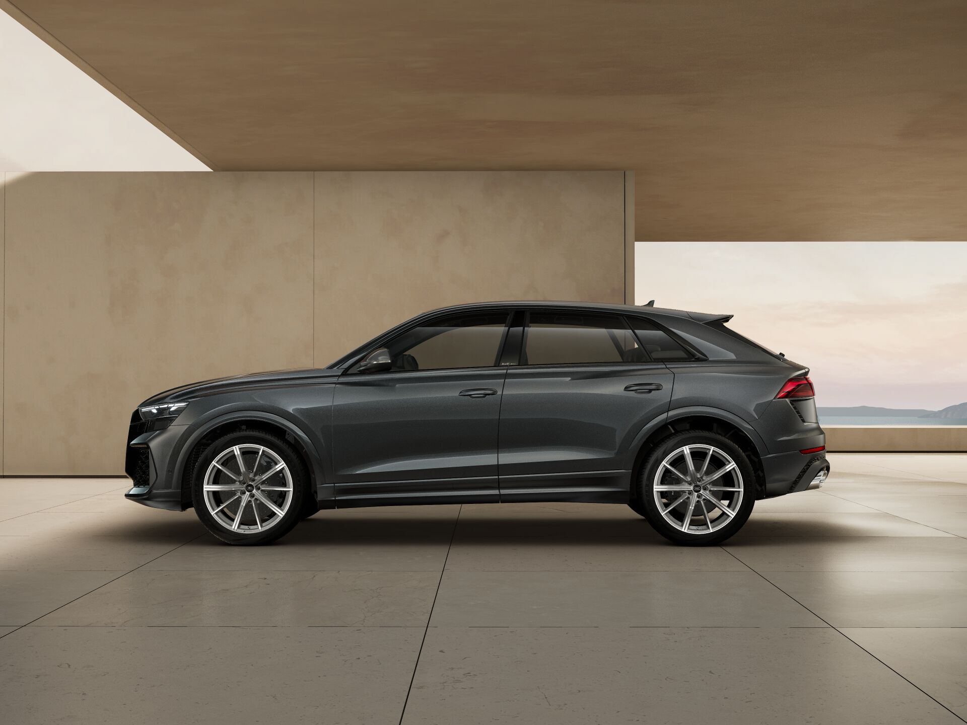 RS Q8 SUV performance EXTERIOR-PARALLEL-SIDE