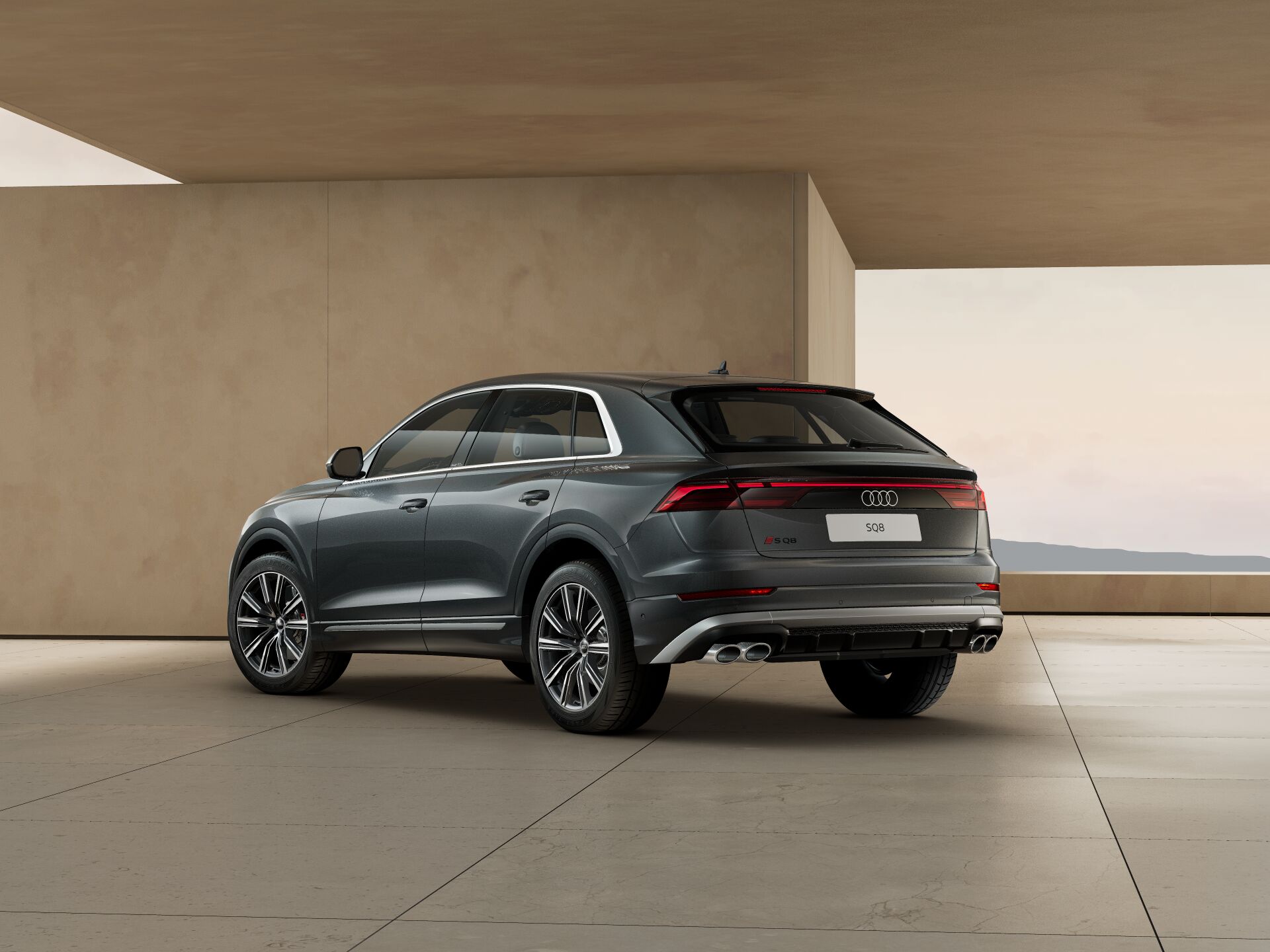 SQ8 SUV 3