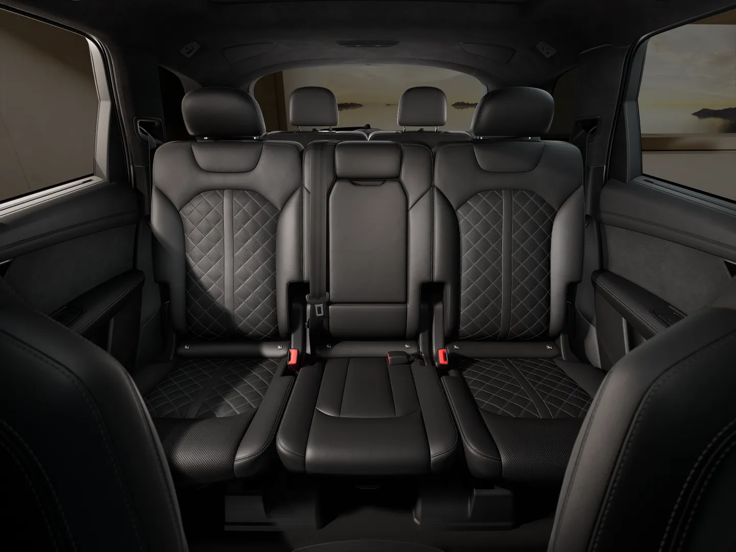 Image about Audi SQ7 SUV TFSI quattro tiptronic