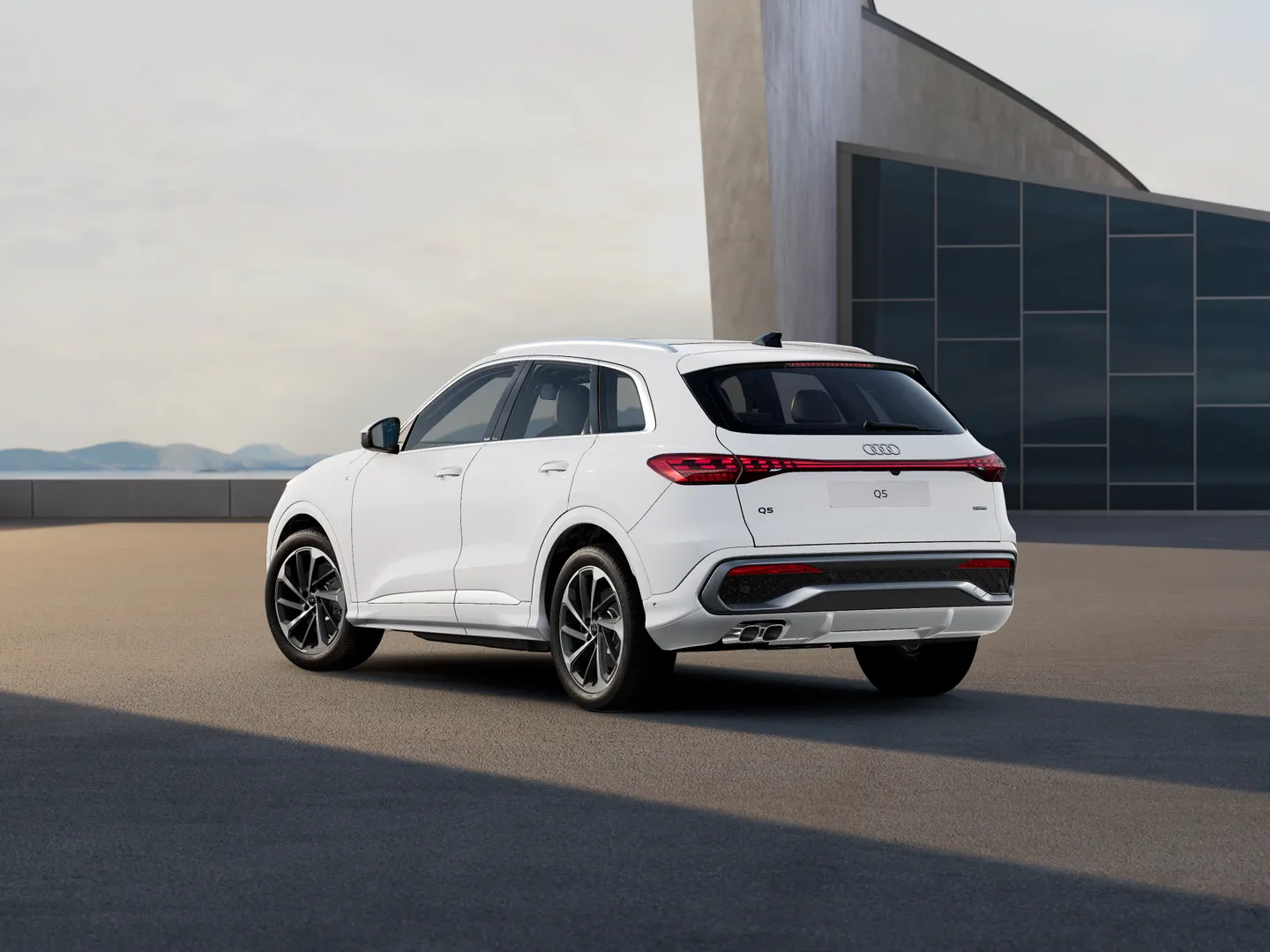 Image about Audi Q5 SUV TDI quattro 150 kW sport