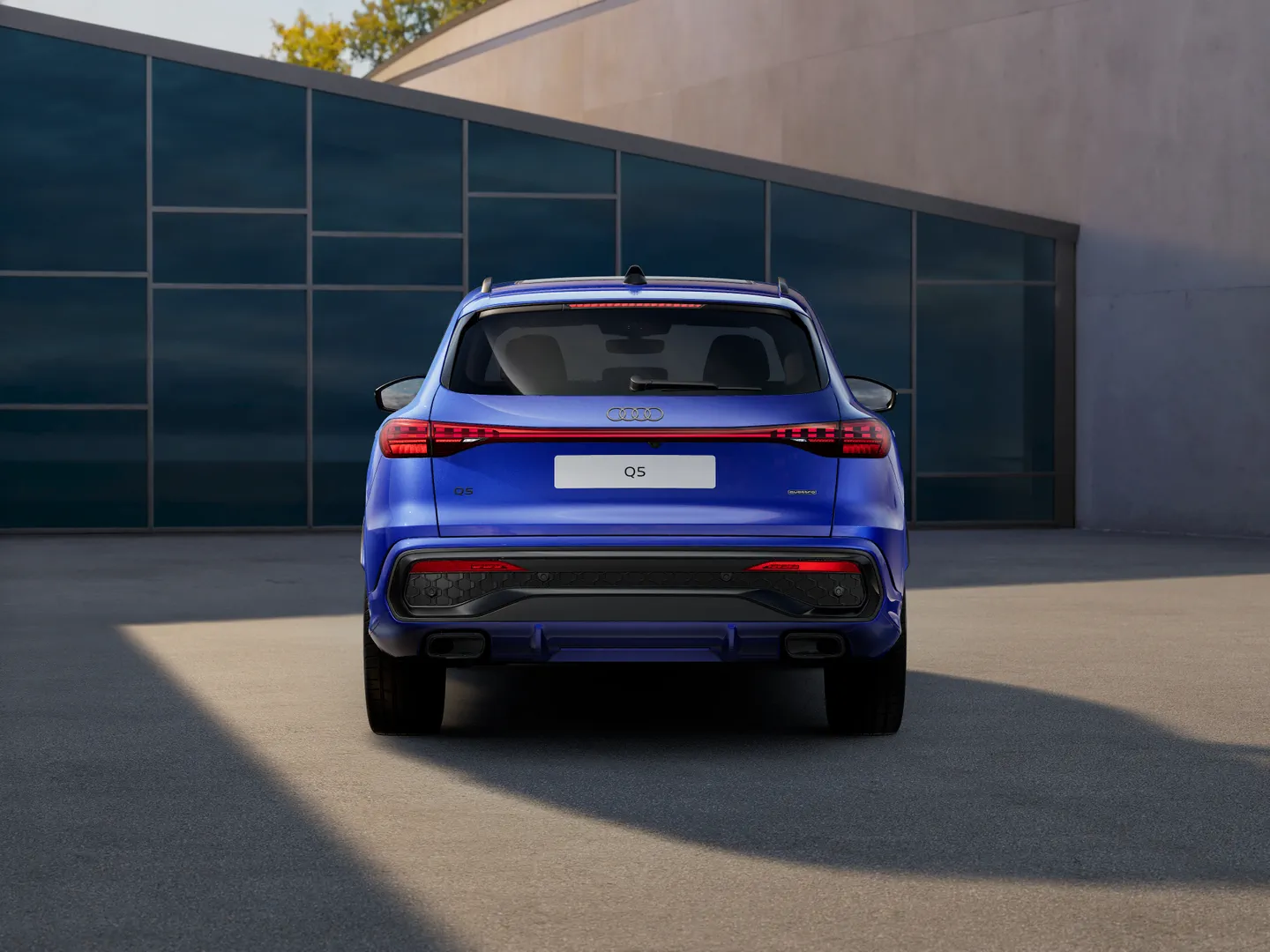 Image about Audi Q5 SUV e-hybrid quattro S tronic