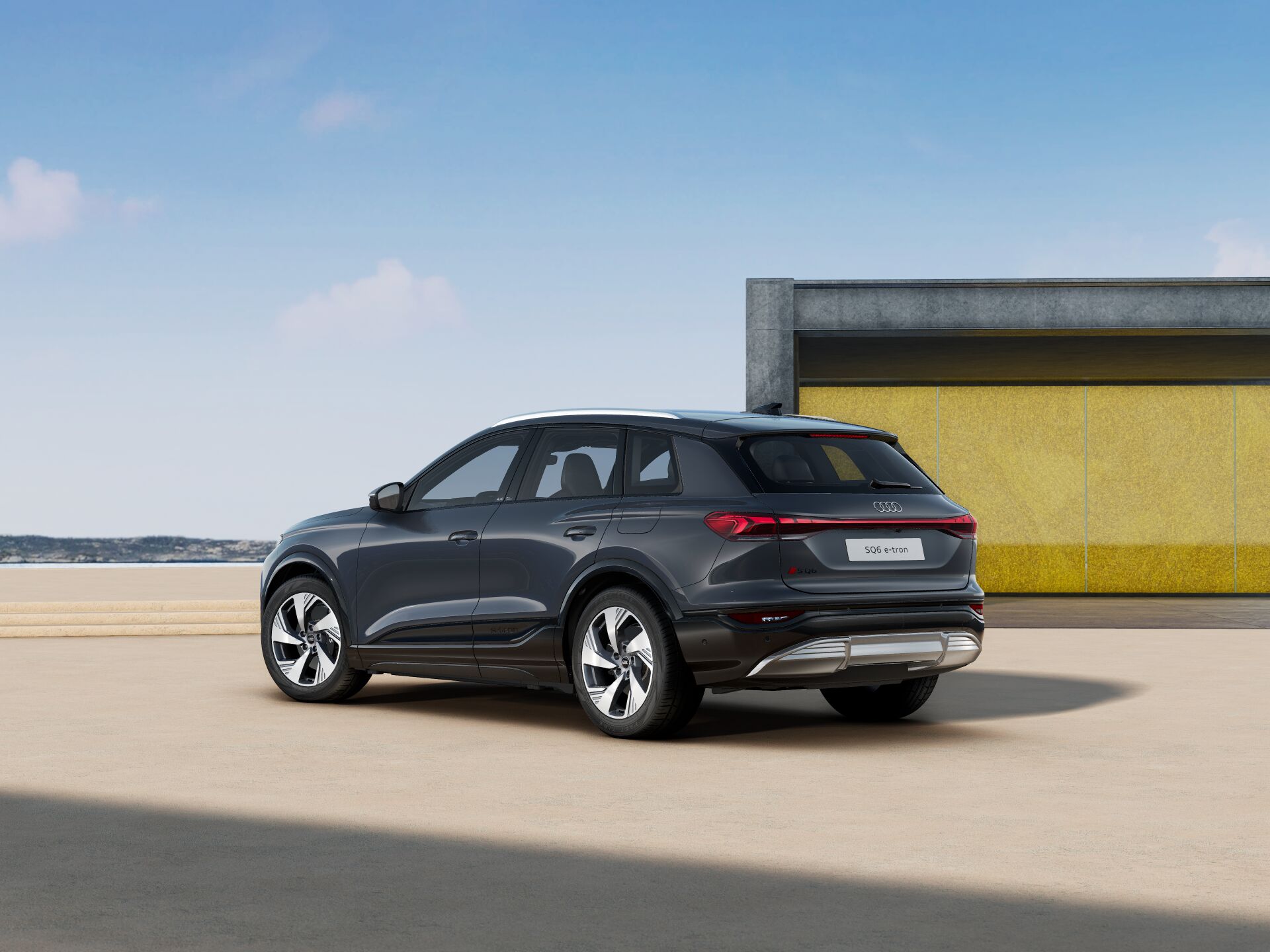 SQ6 SUV e-tron 3