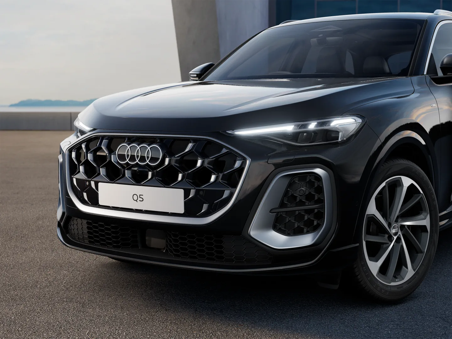 Image about Audi Q5 SUV TFSI quattro 200 kW sport