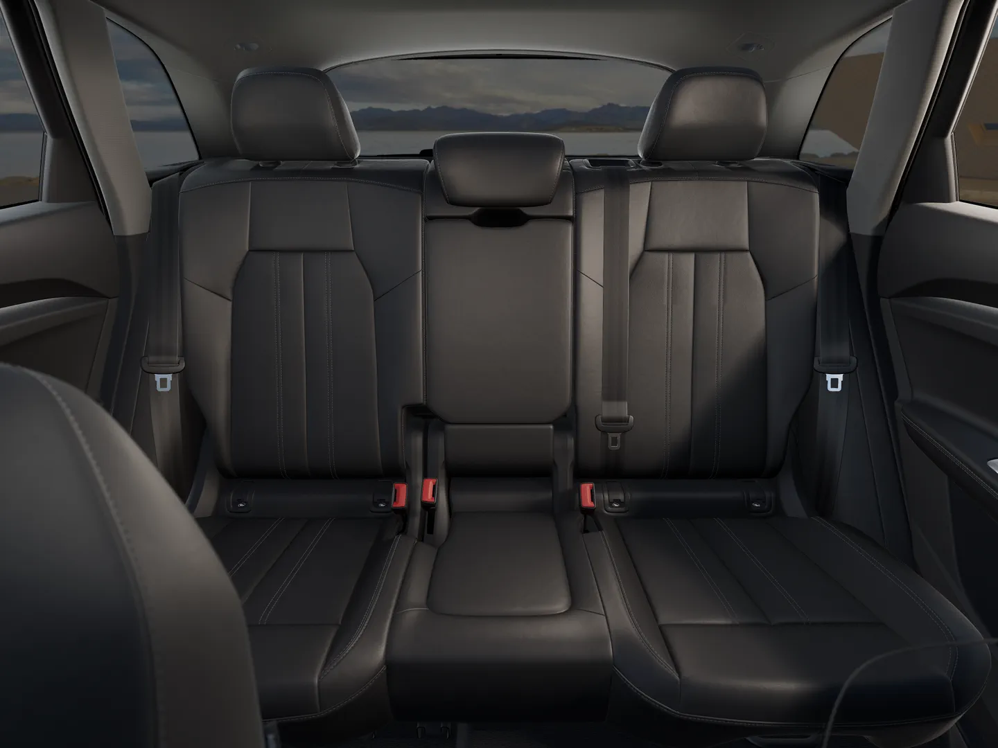 Image about Audi Q5 SUV TFSI S tronic