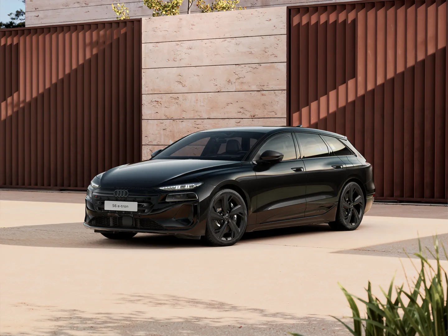 Zdjęcie&nbsp;Audi S6 Avant e-tron&nbsp;S6 Avant e-tron 370,00 kW&nbsp;– Ujęcie: przód 3/4