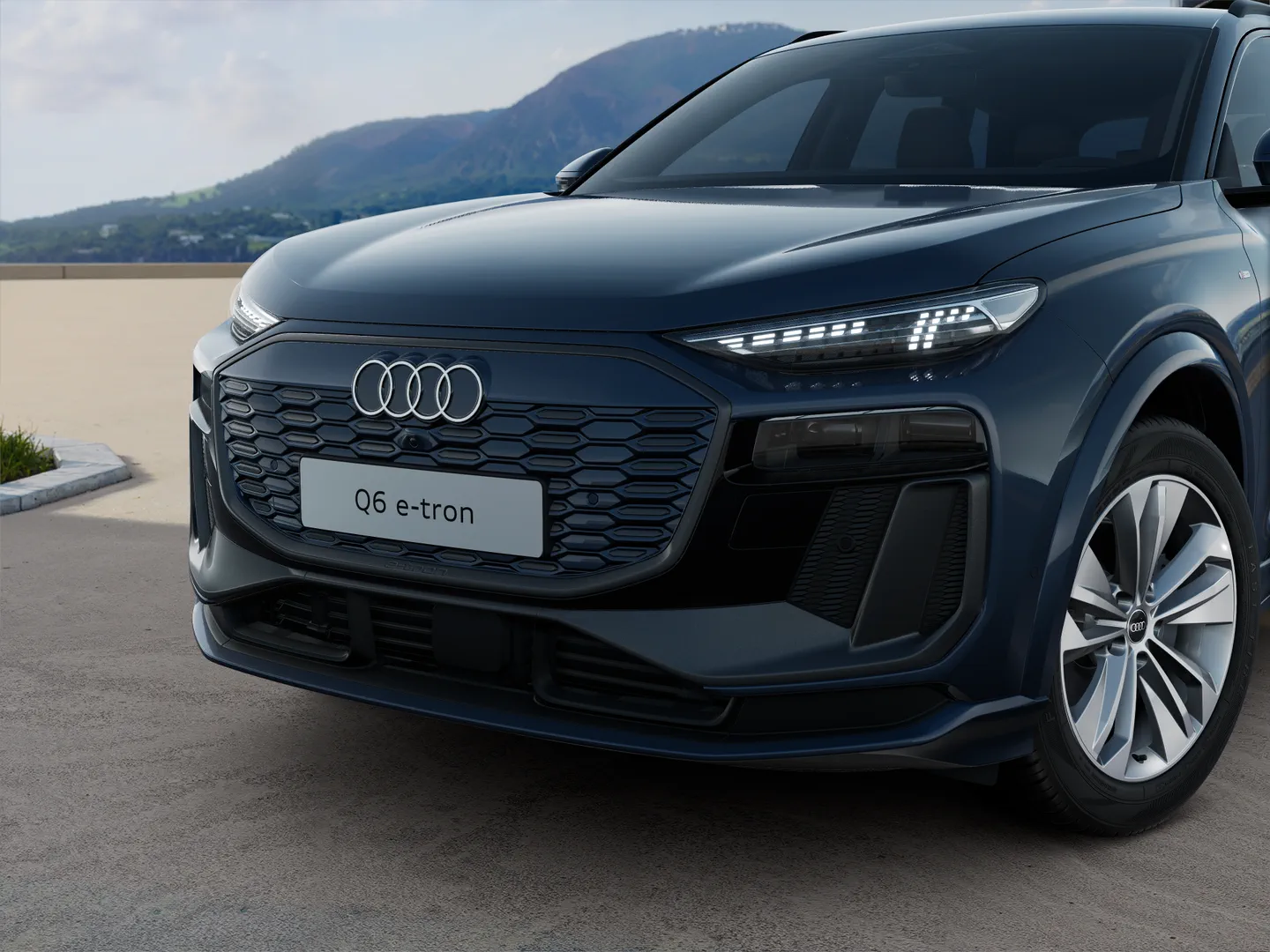 Zdjęcie Audi Q6 SUV e-tron e-tron 185,00 kW – Ujęcie: reflektory