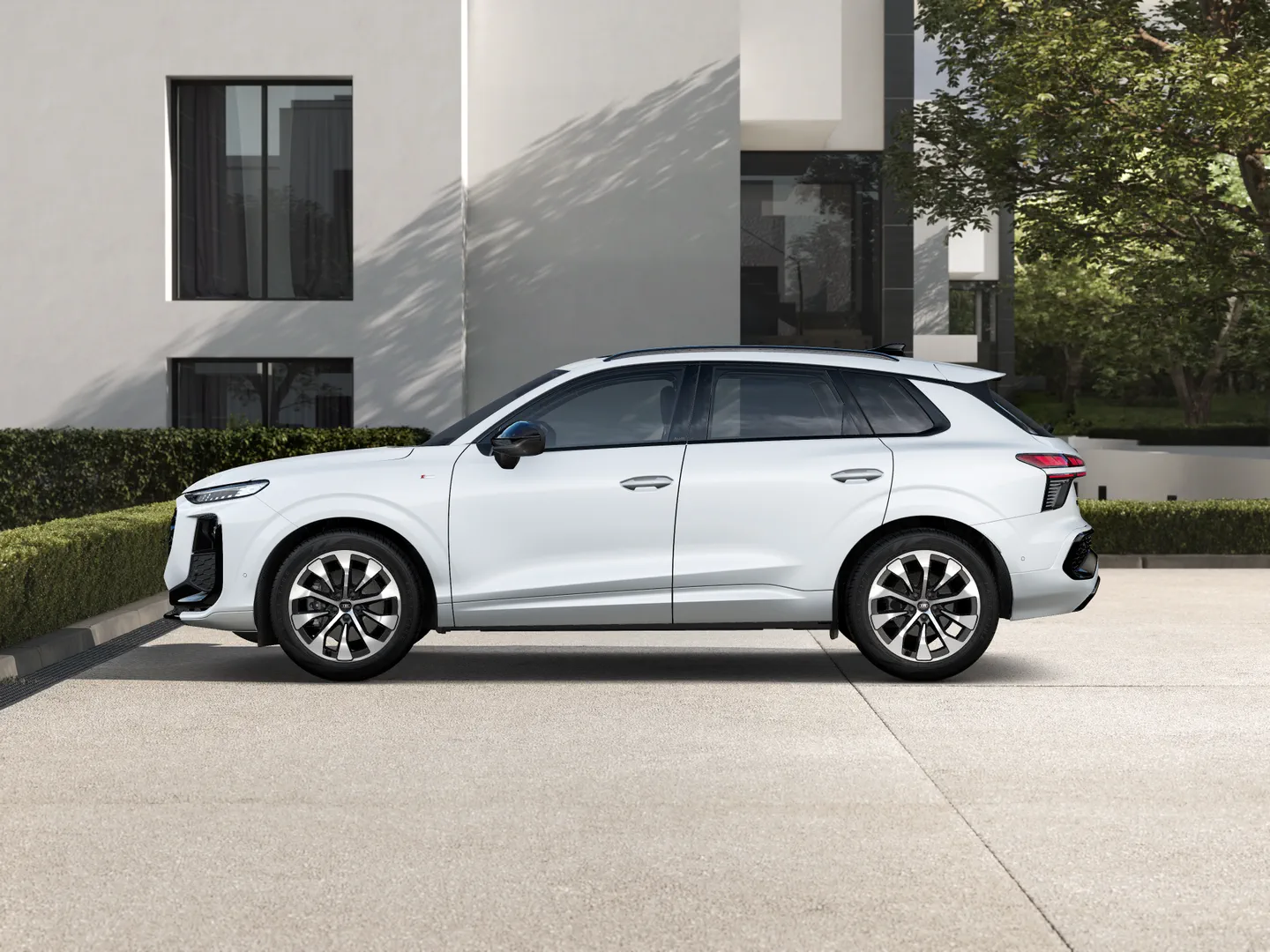Image about Audi Q3 SUV TFSI quattro 150 kW