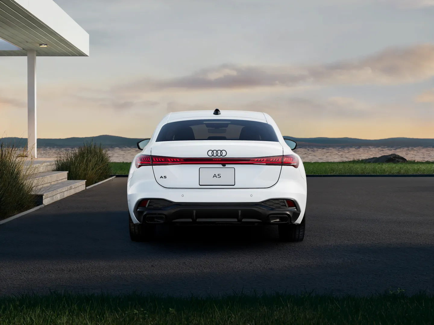 Audi A5 Sedan TFSI 110 kW S tronic リヤビュー