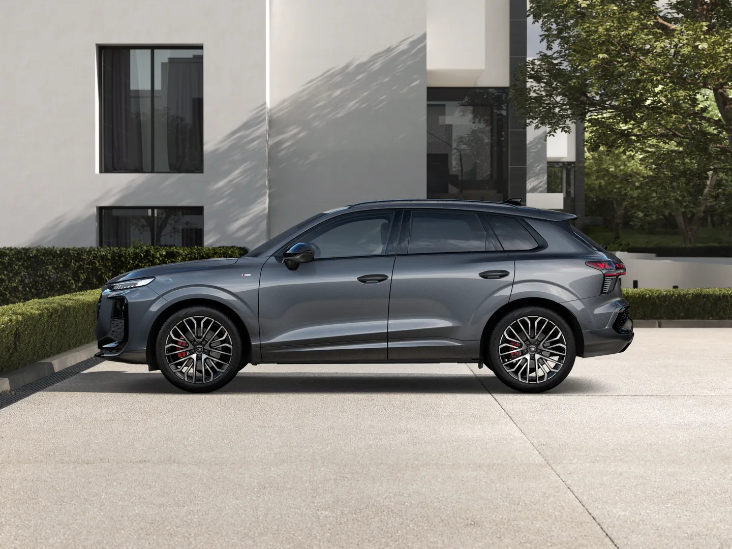 Image about Audi Q3 SUV TFSI quattro 195 kW