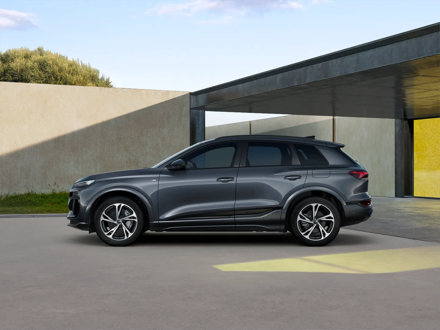 Zdjęcie&nbsp;Audi Q6 SUV e-tron&nbsp;e-tron 185,00 kW&nbsp;– Ujęcie: bok