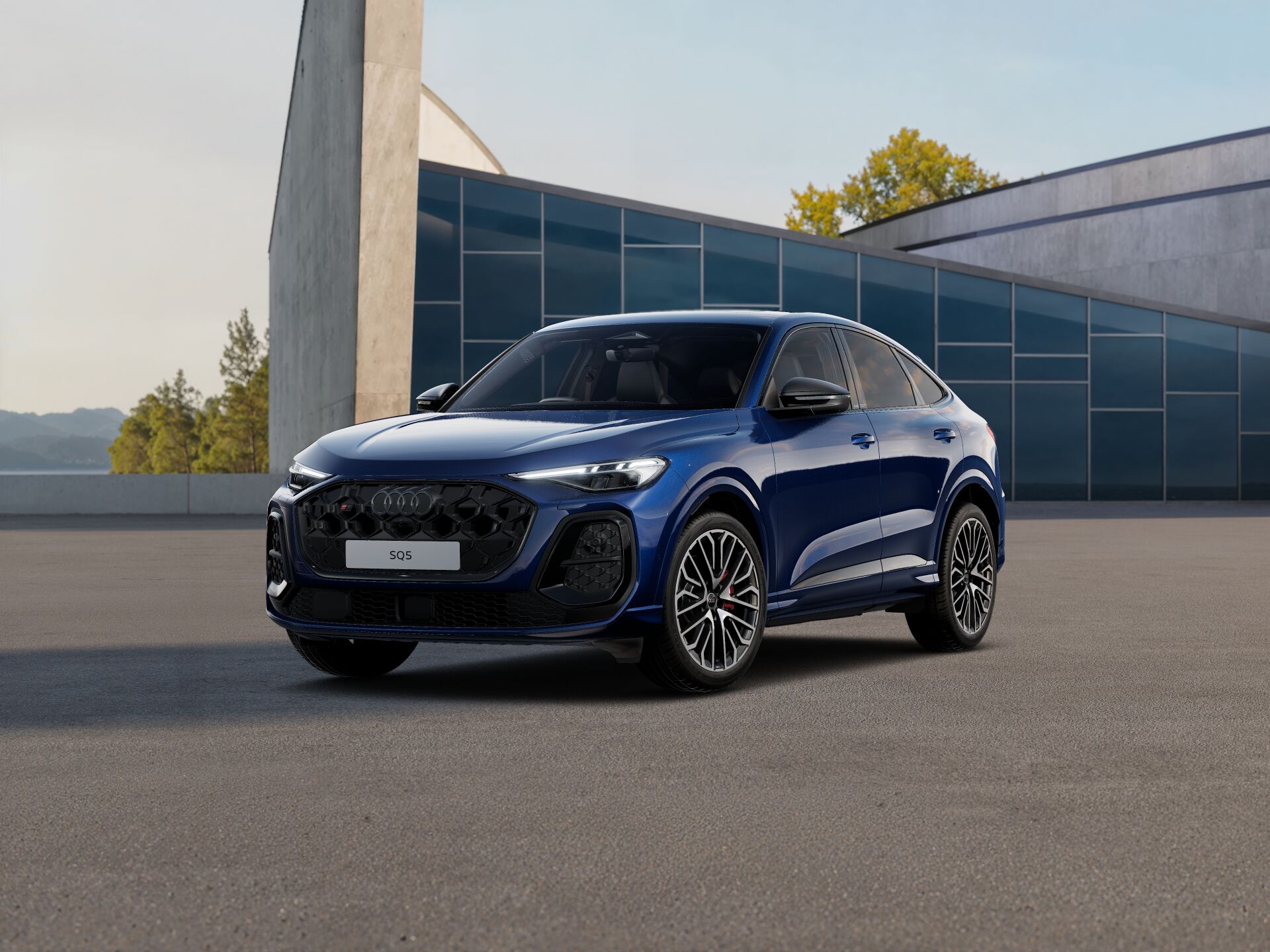 SQ5 Sportback EXTERIOR-FRONT-3-4