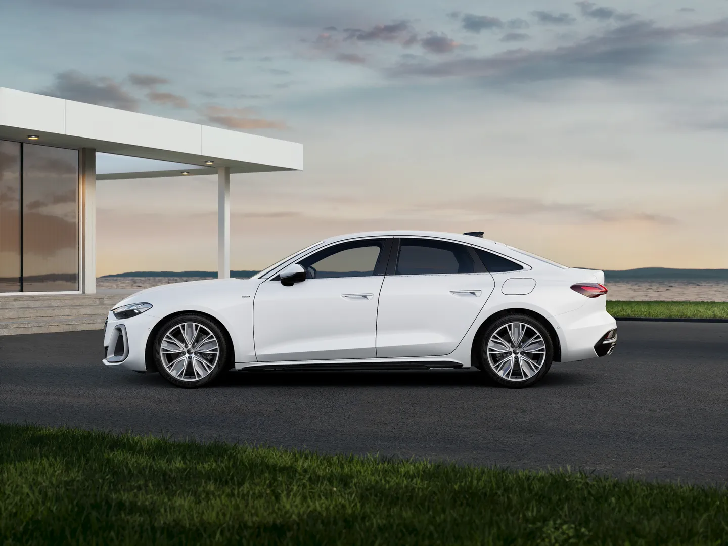 Zdjęcie&nbsp;Audi A5 Sedan e-hybrid&nbsp;e-hybrid quattro 220 kW S tronic&nbsp;– Ujęcie: bok