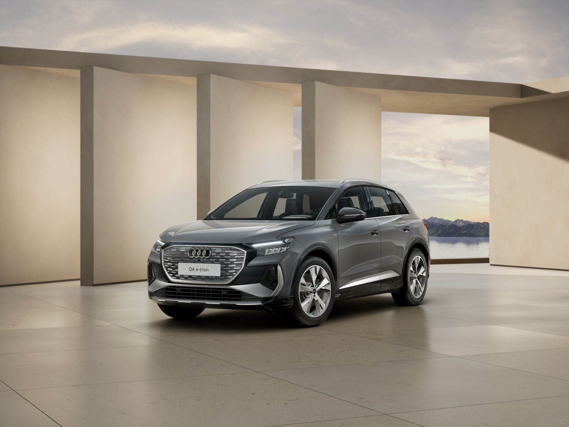 Q4 e-tron EXTERIOR-FRONT-3-4