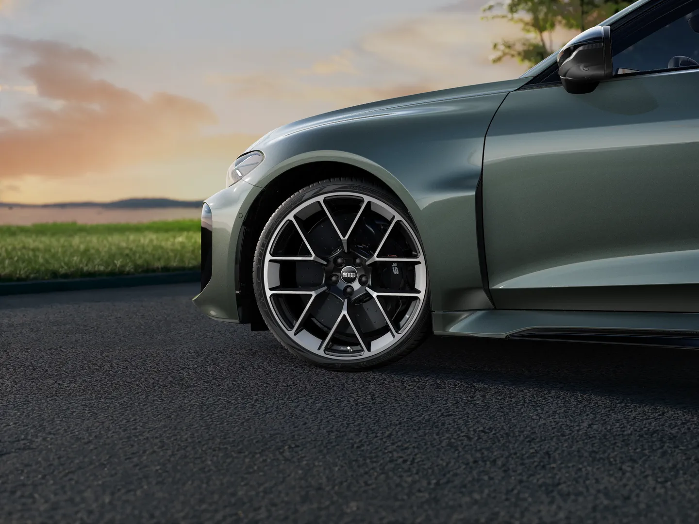 Zdjęcie Audi RS 5 Sedan RS 5 Sedan 470 kW tiptronic – Ujęcie: obręcze