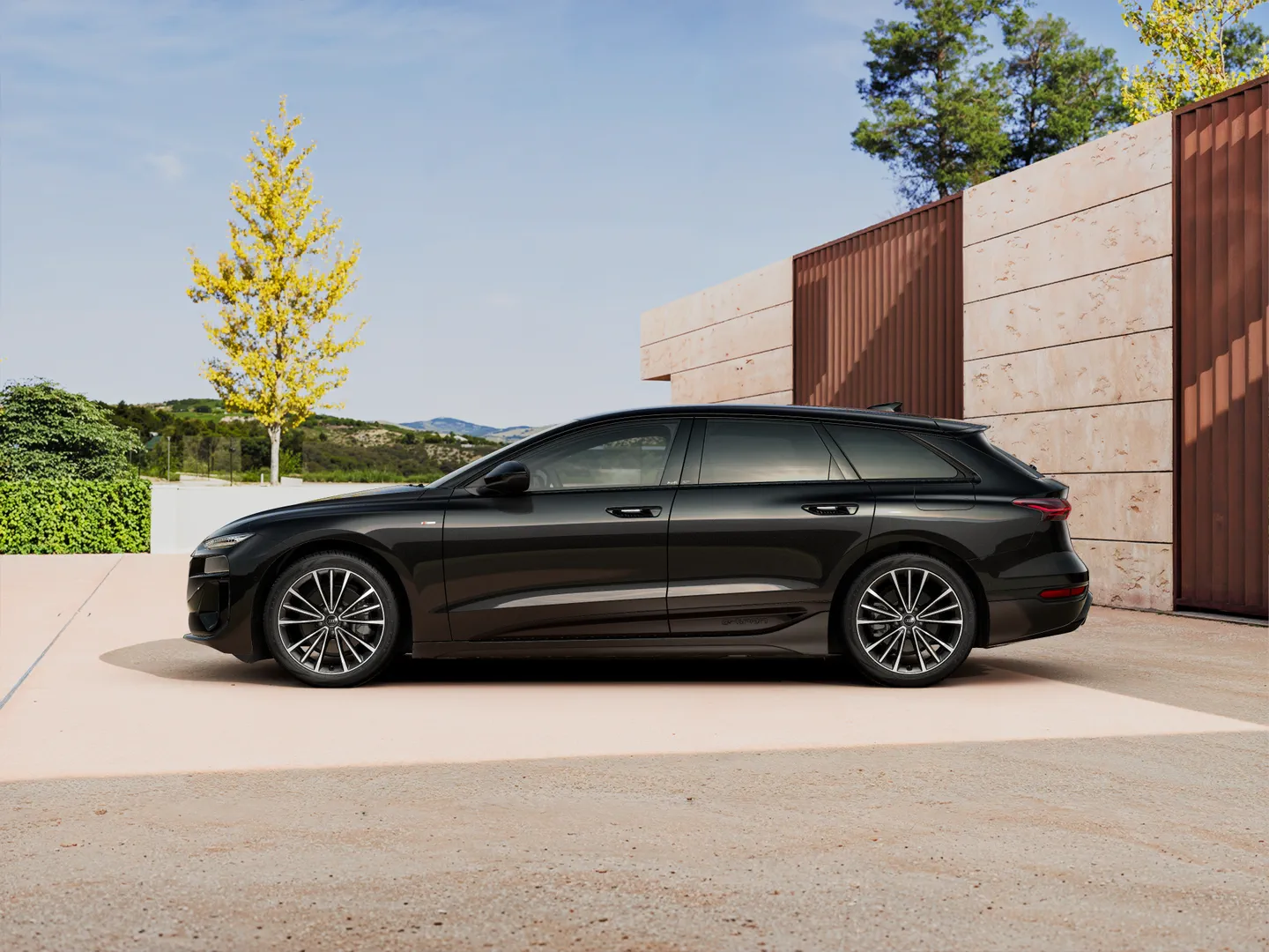 Zdjęcie&nbsp;Audi A6 Avant e-tron&nbsp;e-tron 210,00 kW&nbsp;– Ujęcie: bok