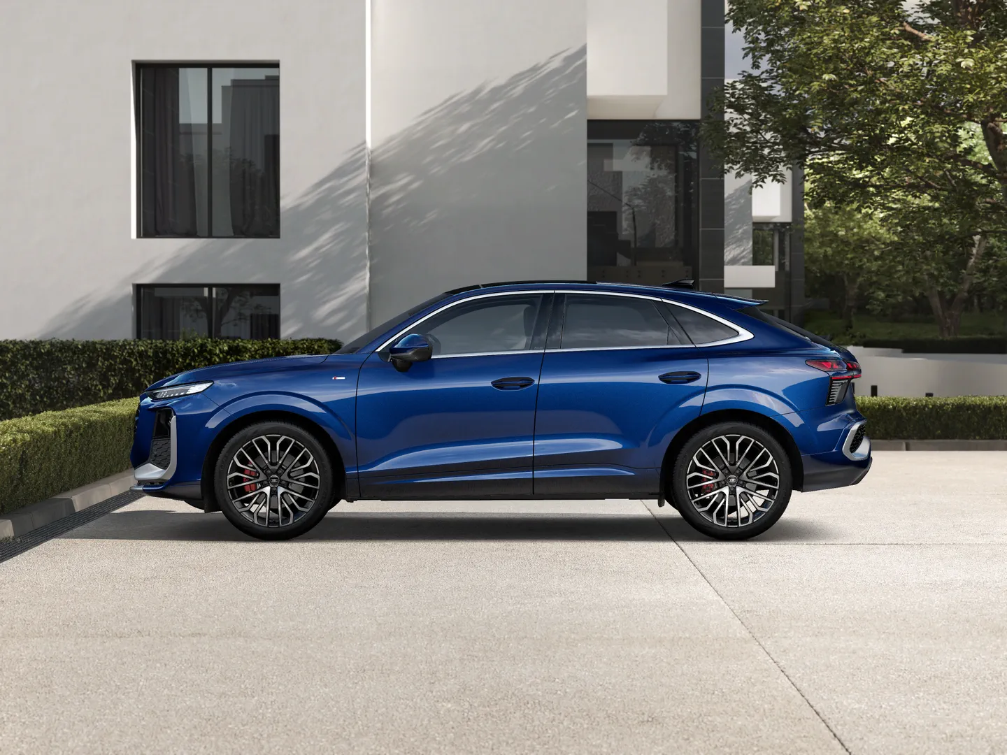 Image about Audi Q3 Sportback TFSI quattro 195 kW