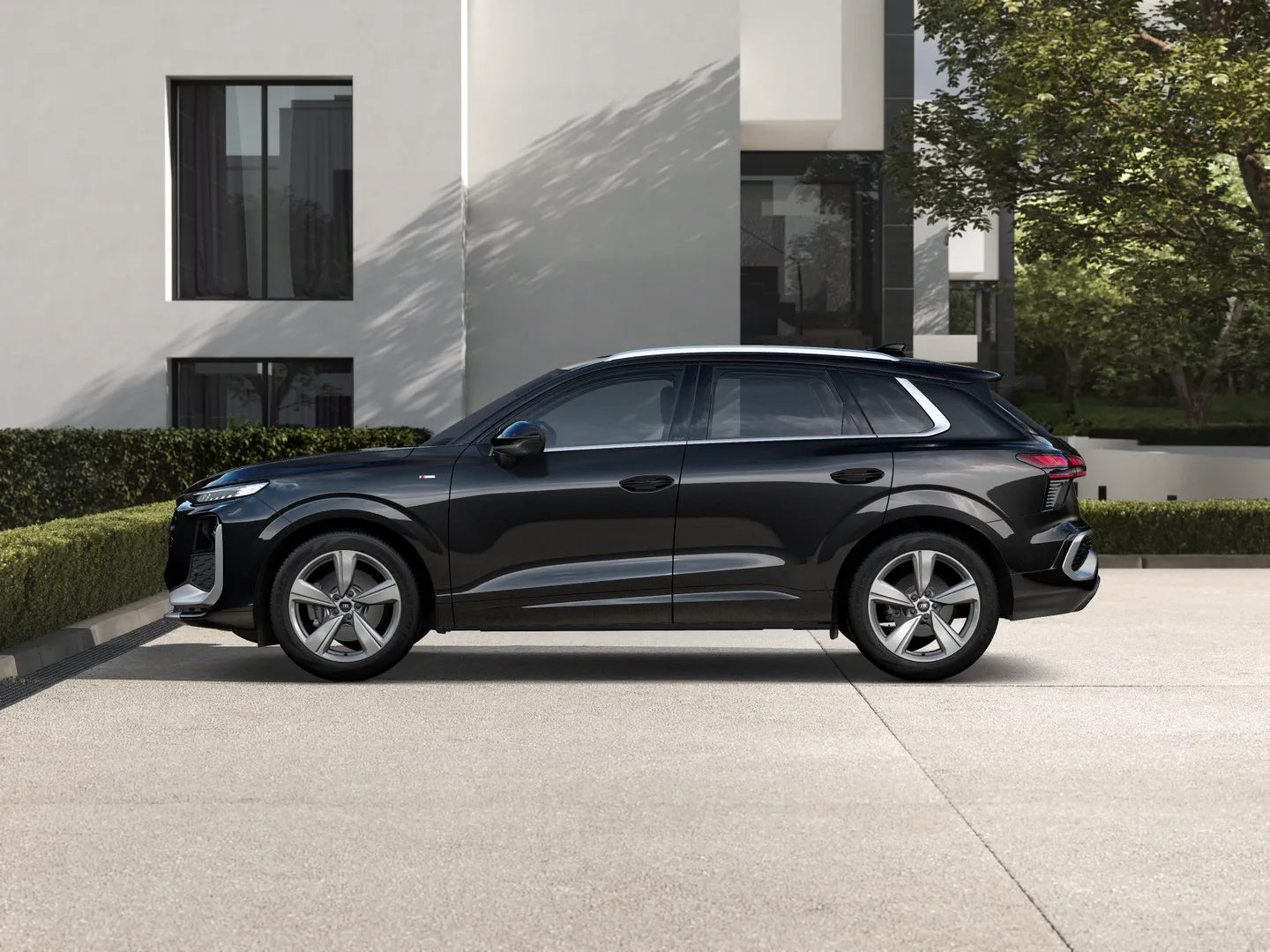 Image about Audi Q3 SUV TFSI quattro 150 kW