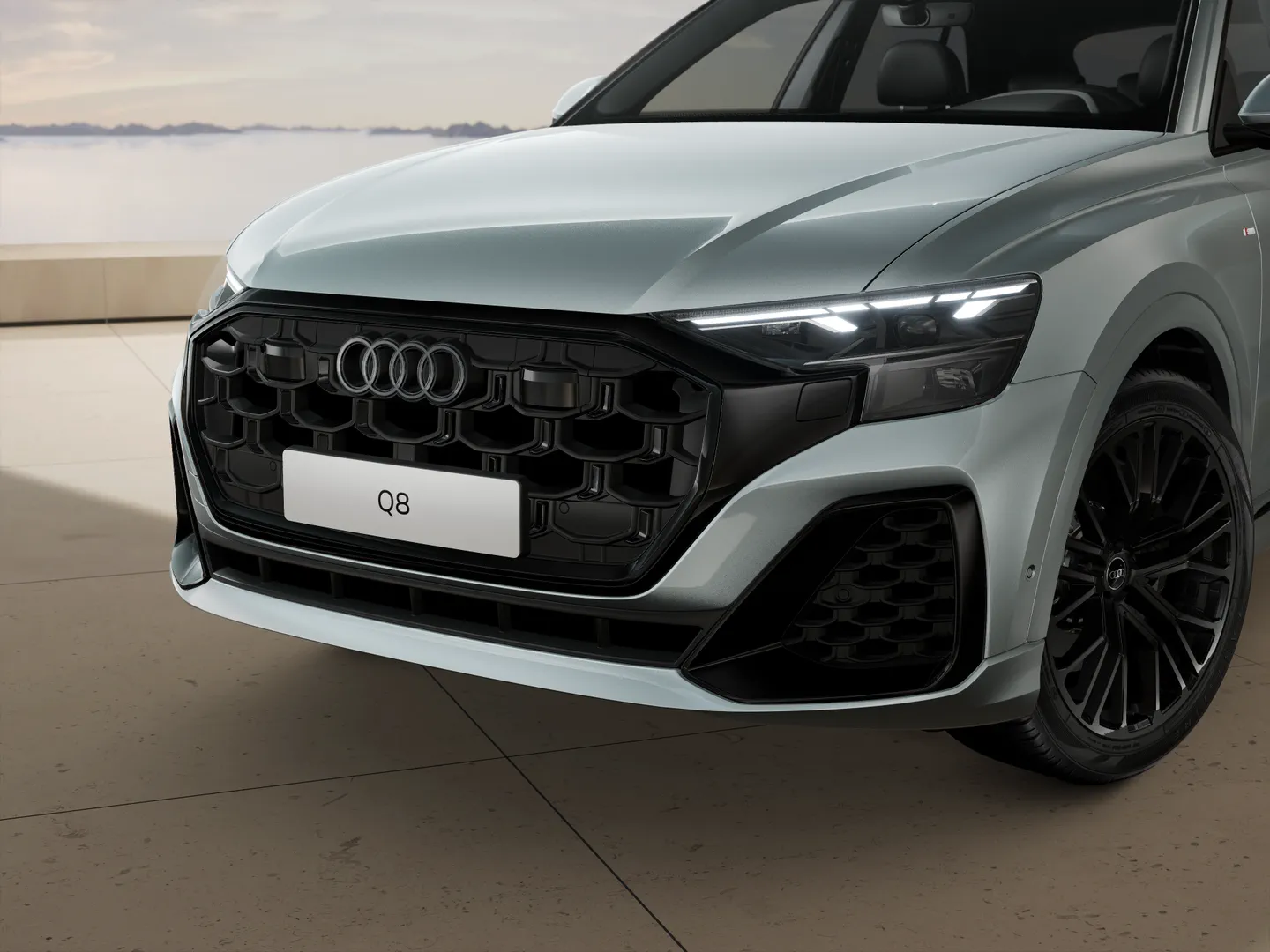 Image about Audi Q8 SUV TFSI e TFSI e quattro 290 kW tiptronic