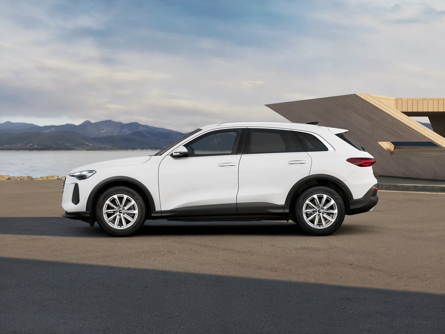 Zdjęcie&nbsp;Audi Q5 SUV&nbsp;TFSI quattro 150 kW S tronic&nbsp;– Ujęcie: bok