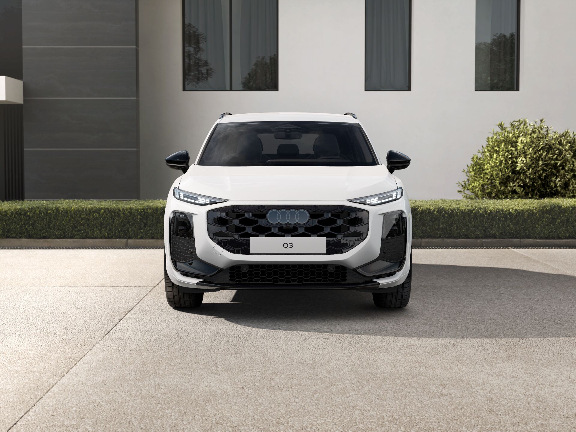 Q3 SUV e-hybrid EXTERIOR-FRONT-FRONT